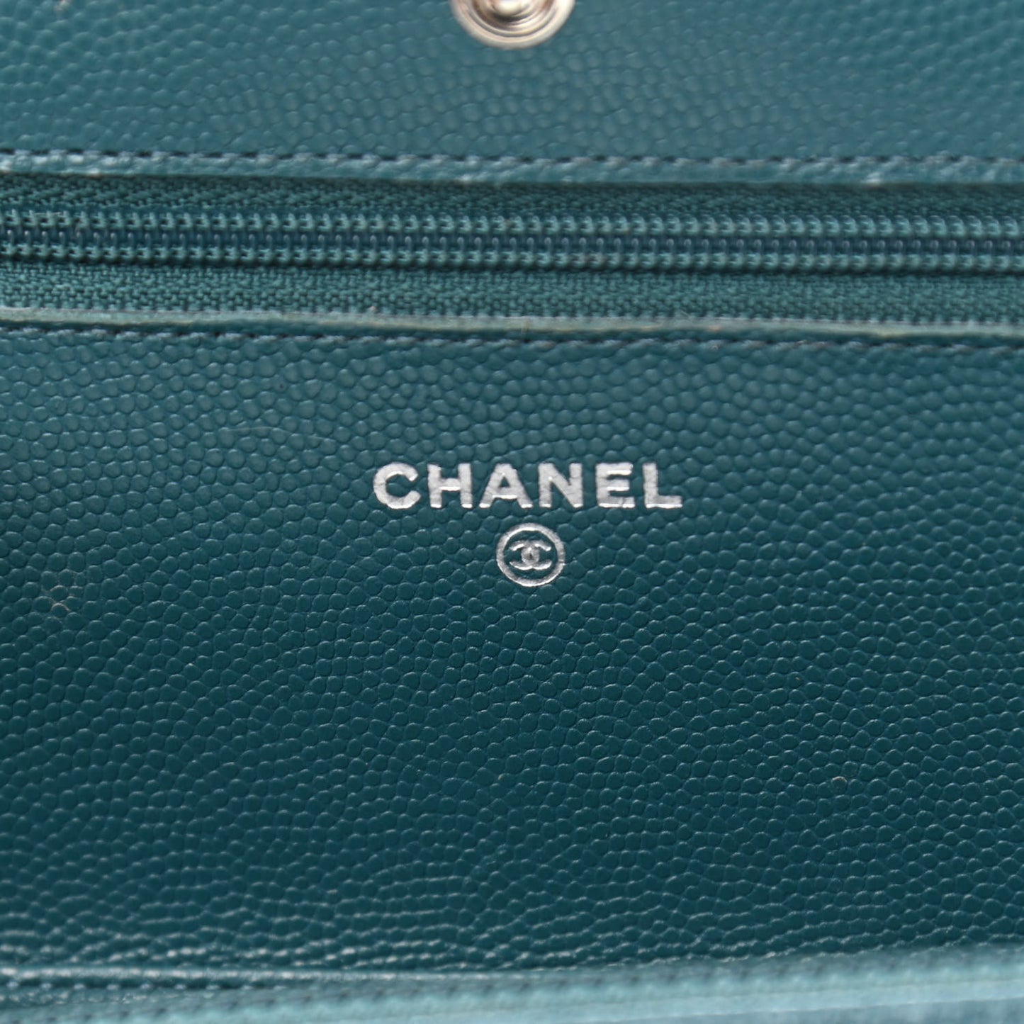 Caviar Quilted Wallet On Chain WOC Turquoise