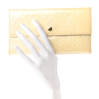 Louis Vuitton Vernis Porte Tresor International Wallet Perle 2 of 6