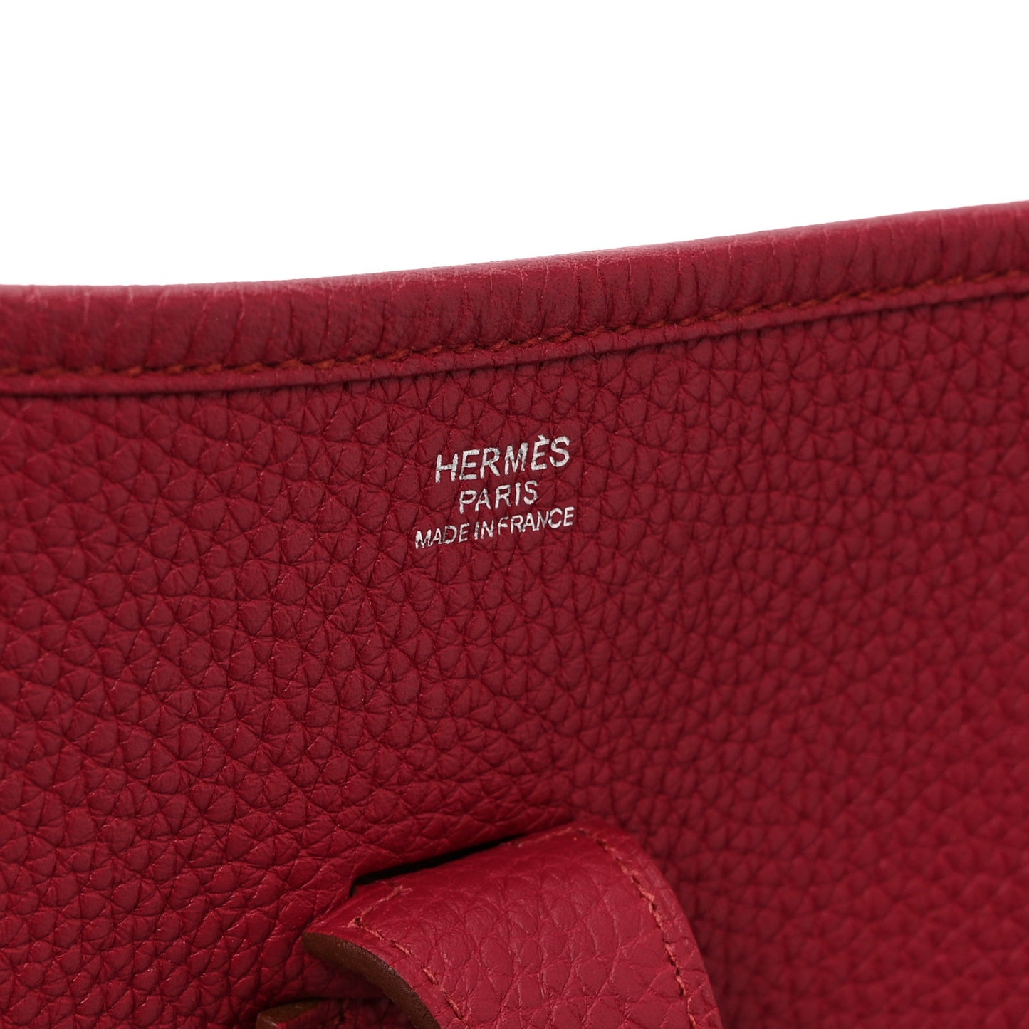 Taurillon Clemence Evelyne III GM Rouge H