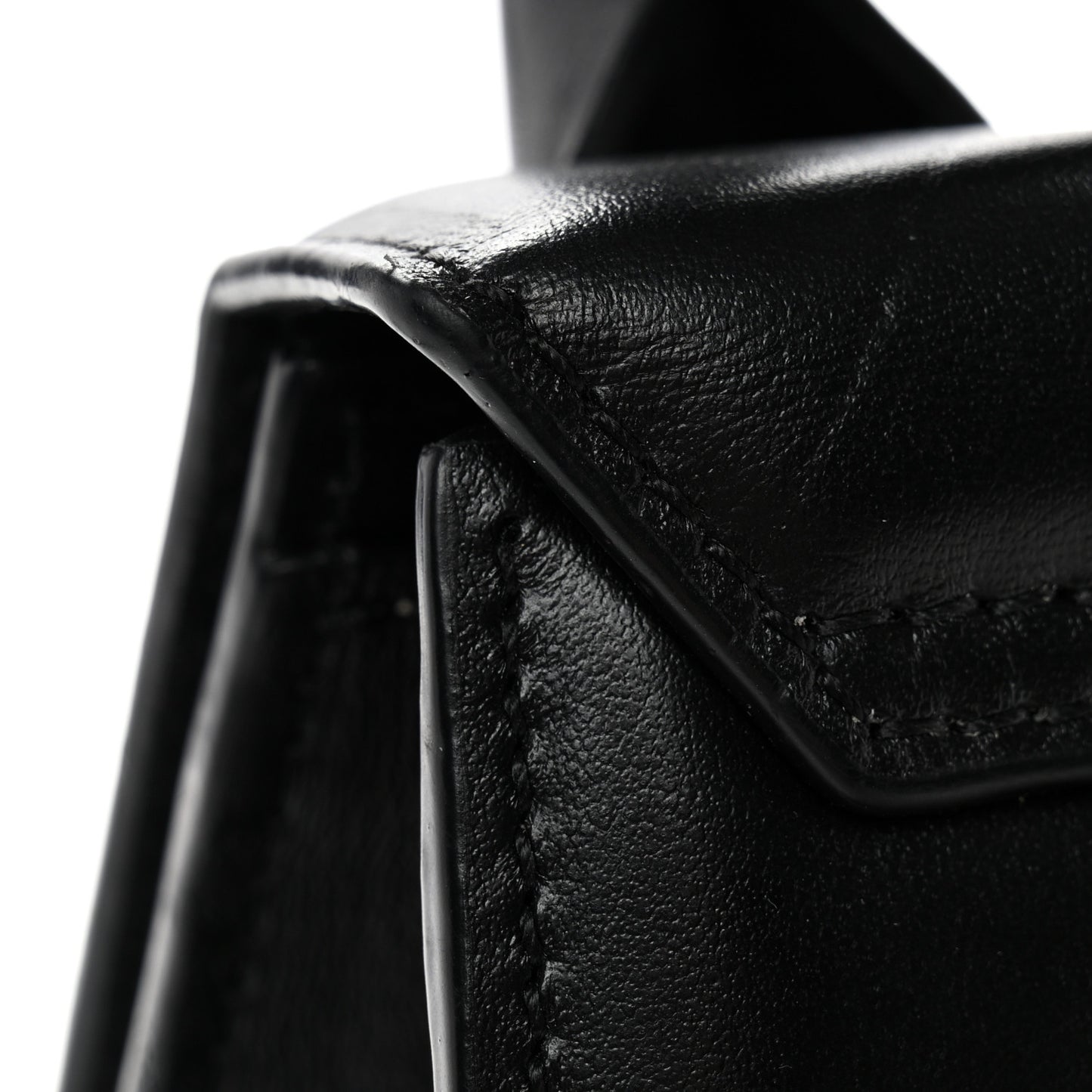 Smooth Calfskin Le Chiquito Noeud Black