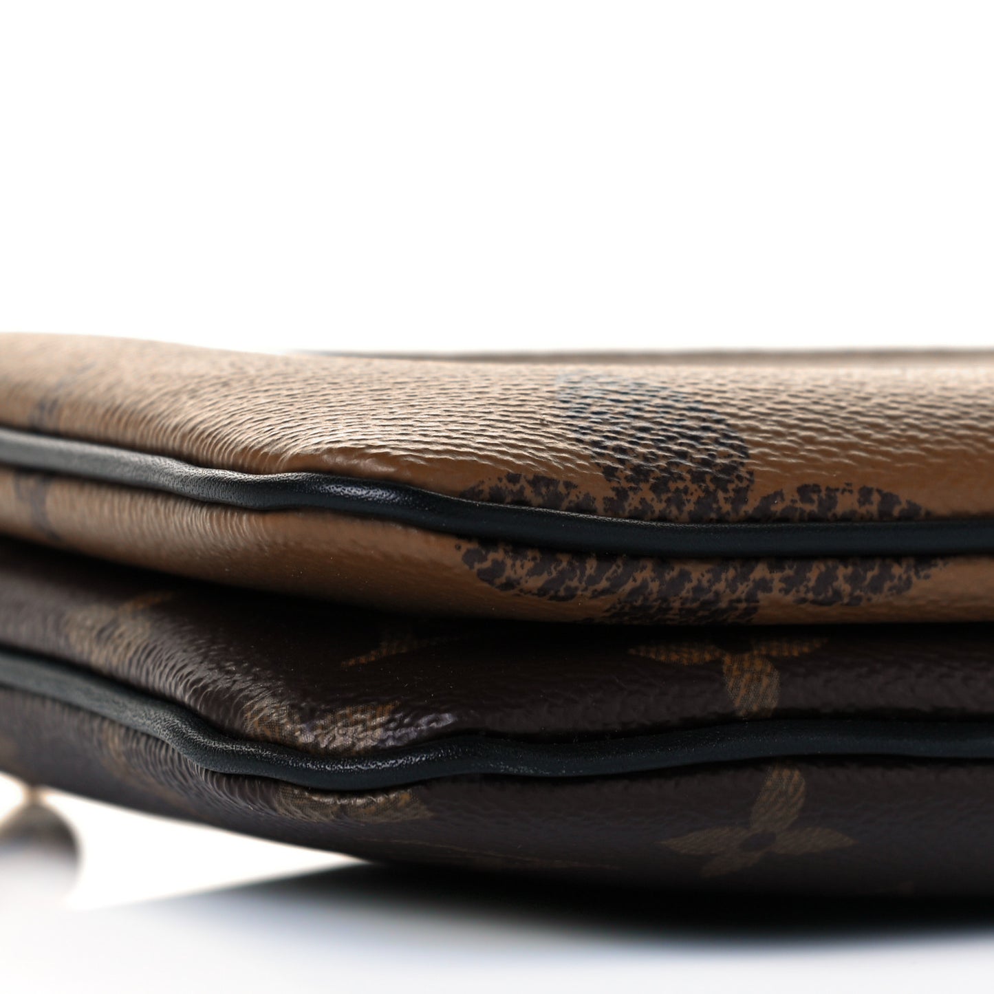 Reverse Monogram Giant Double Zip Pochette