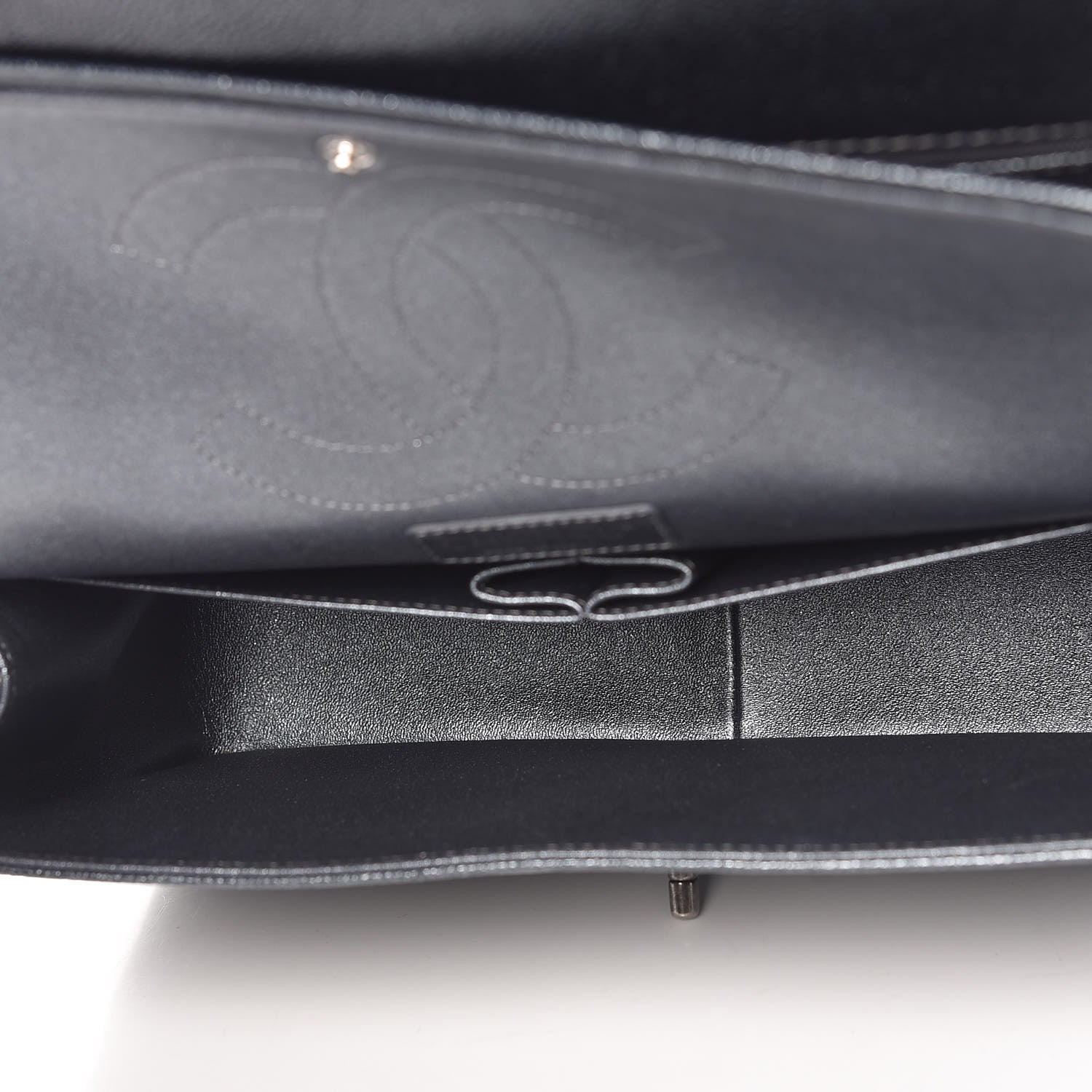 Chanel Pearly Caviar Quilted Jumbo Double Flap Grey 5 of 9