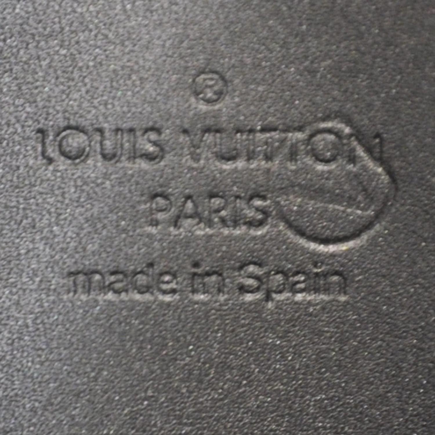 Louis Vuitton Suhali Zippy Wallet Black 14 of 14