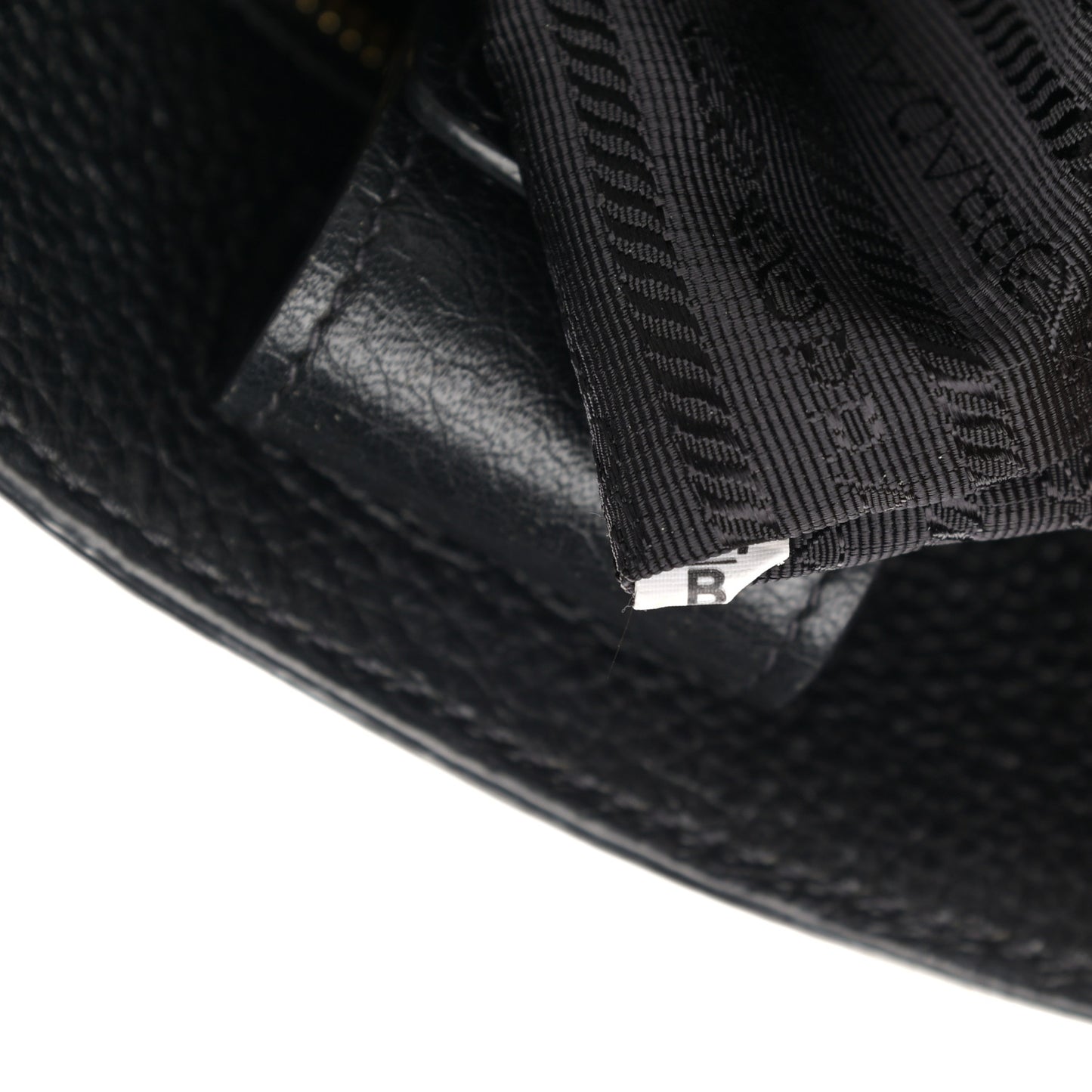 Vitello Phenix Tote Black