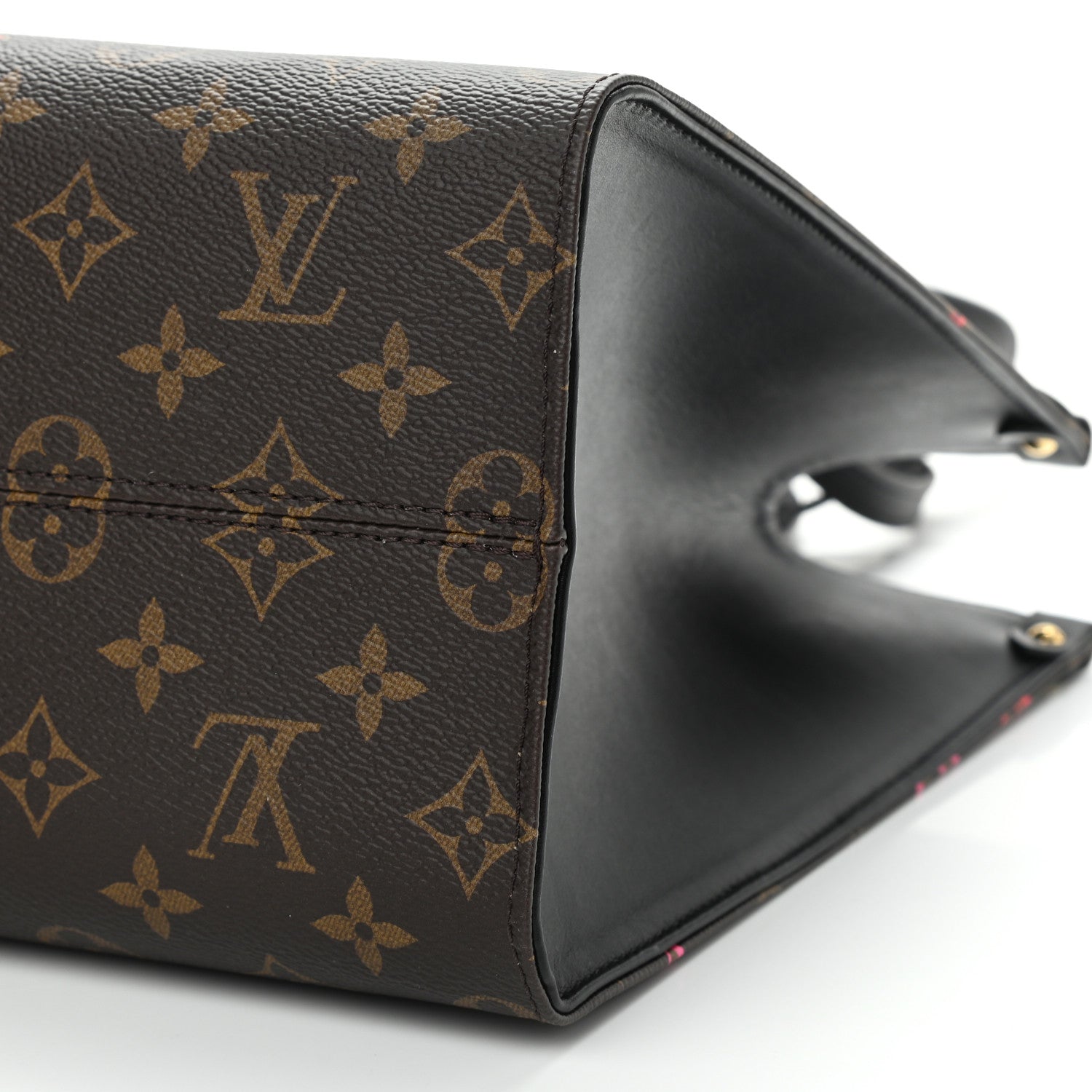 Louis Vuitton Monogram Fall In Love Onthego MM 9 of 9