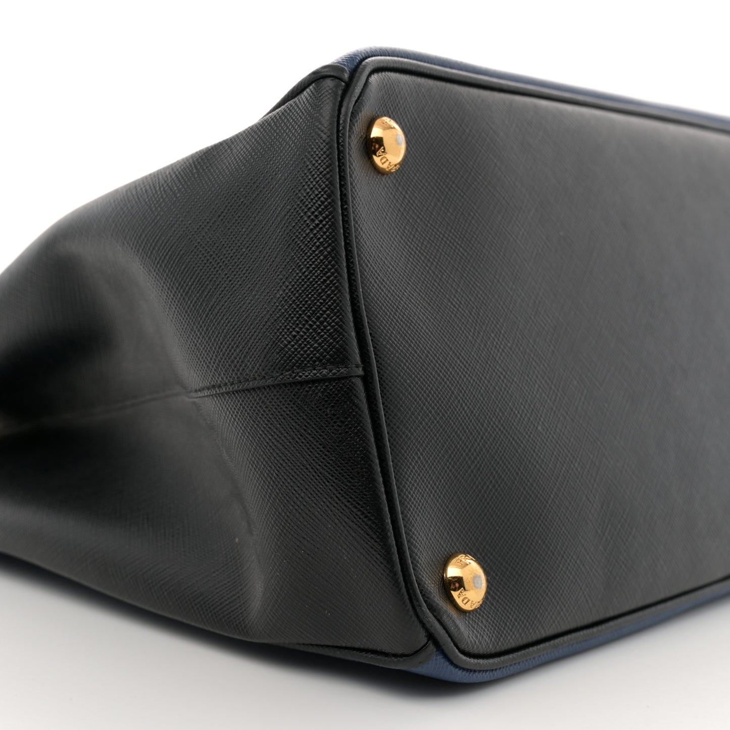 Saffiano Lux Bi-Color Medium Galleria Double Zip Tote Bluette Baltico