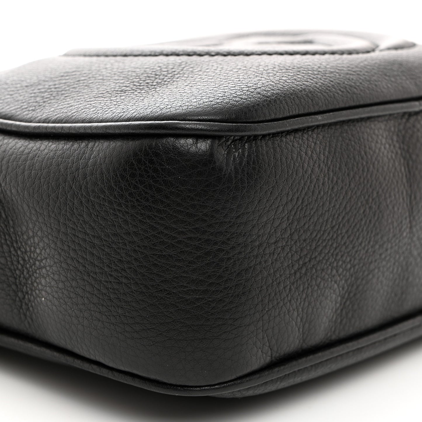 Pebbled Calfskin Small Soho Disco Bag Black