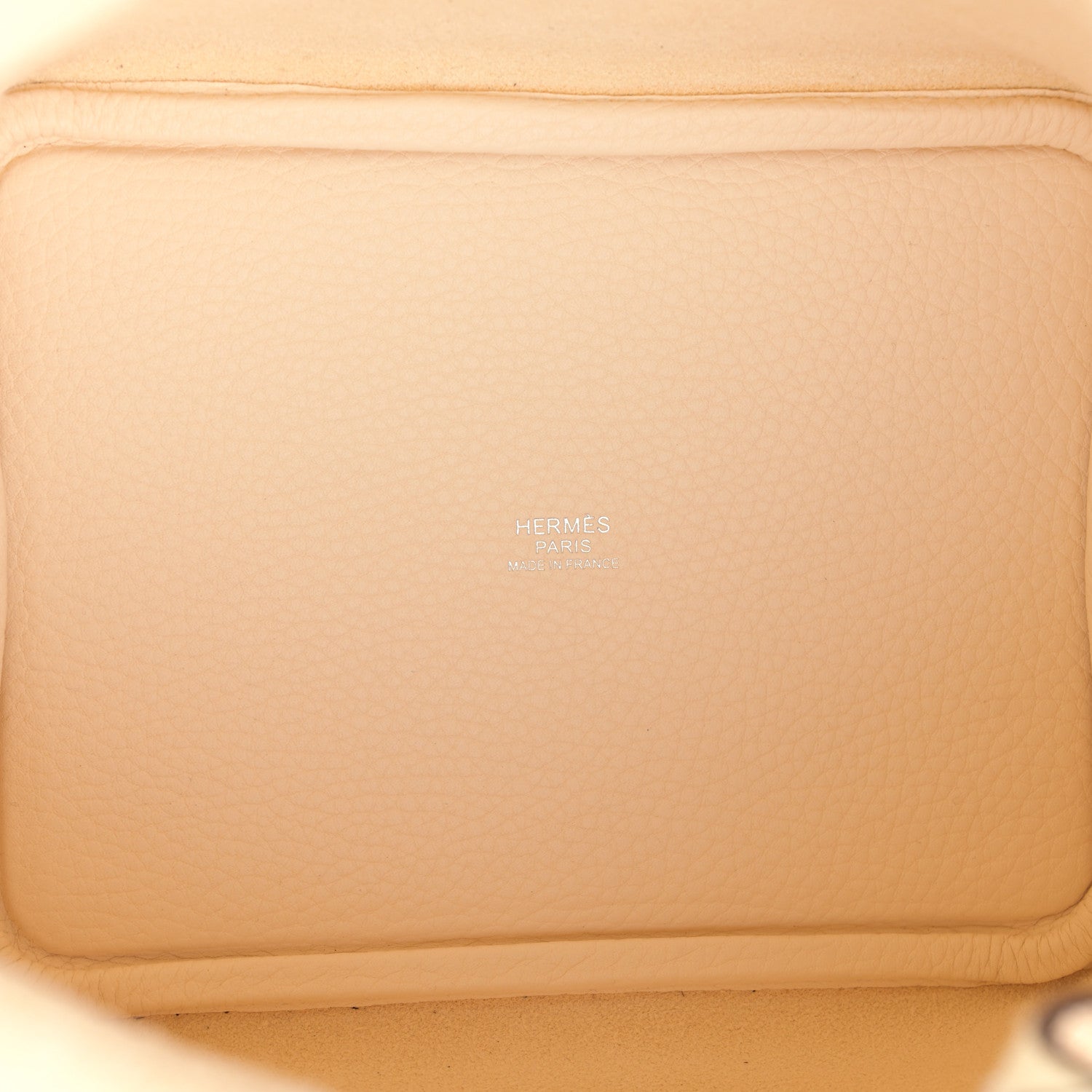 Hermes Taurillon Clemence Picotin Lock 18 PM Nata 5 of 10