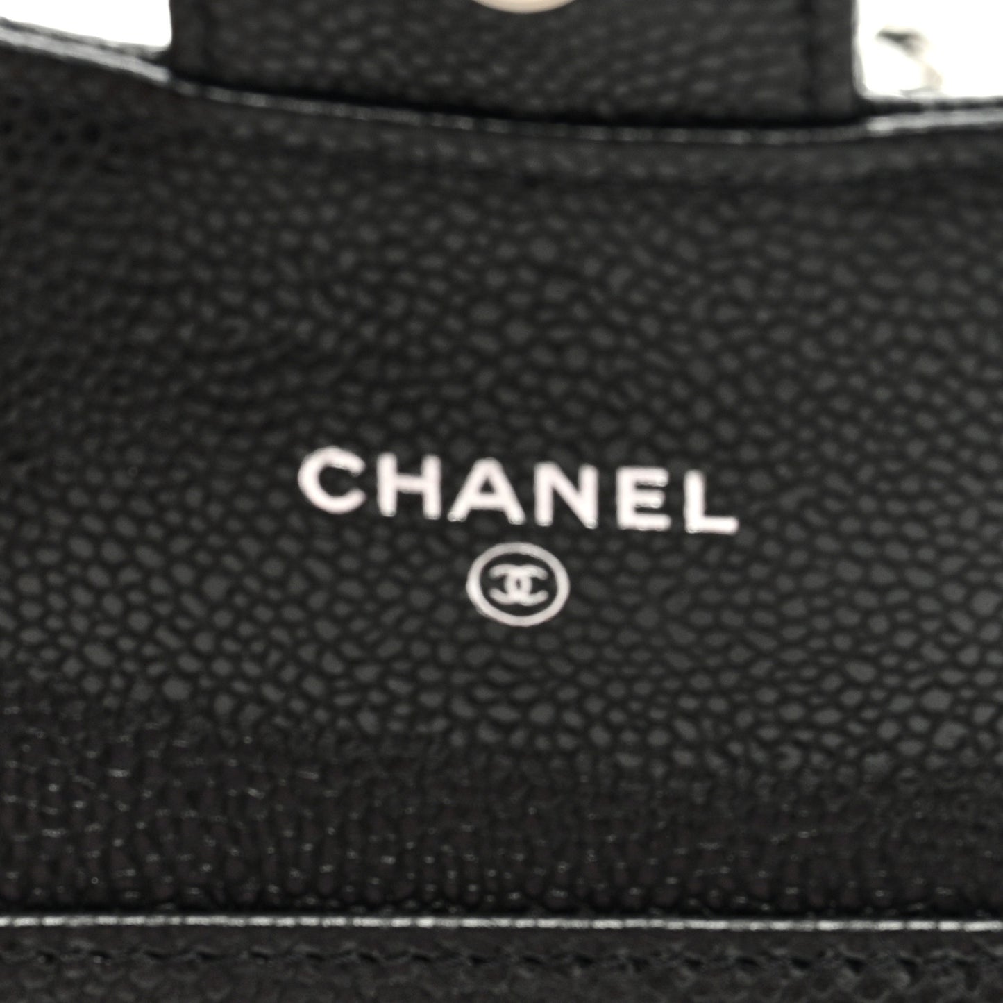 Caviar Quilted Flap Card Holder On Chain Black
