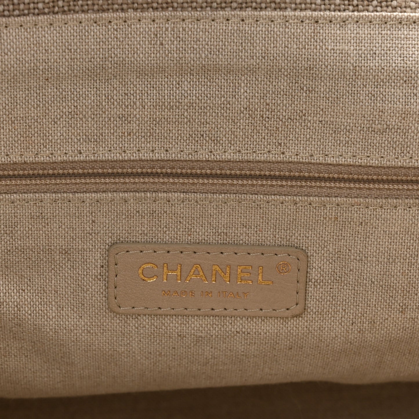 Mixed Fibers Medium Deauville Tote Beige Black
