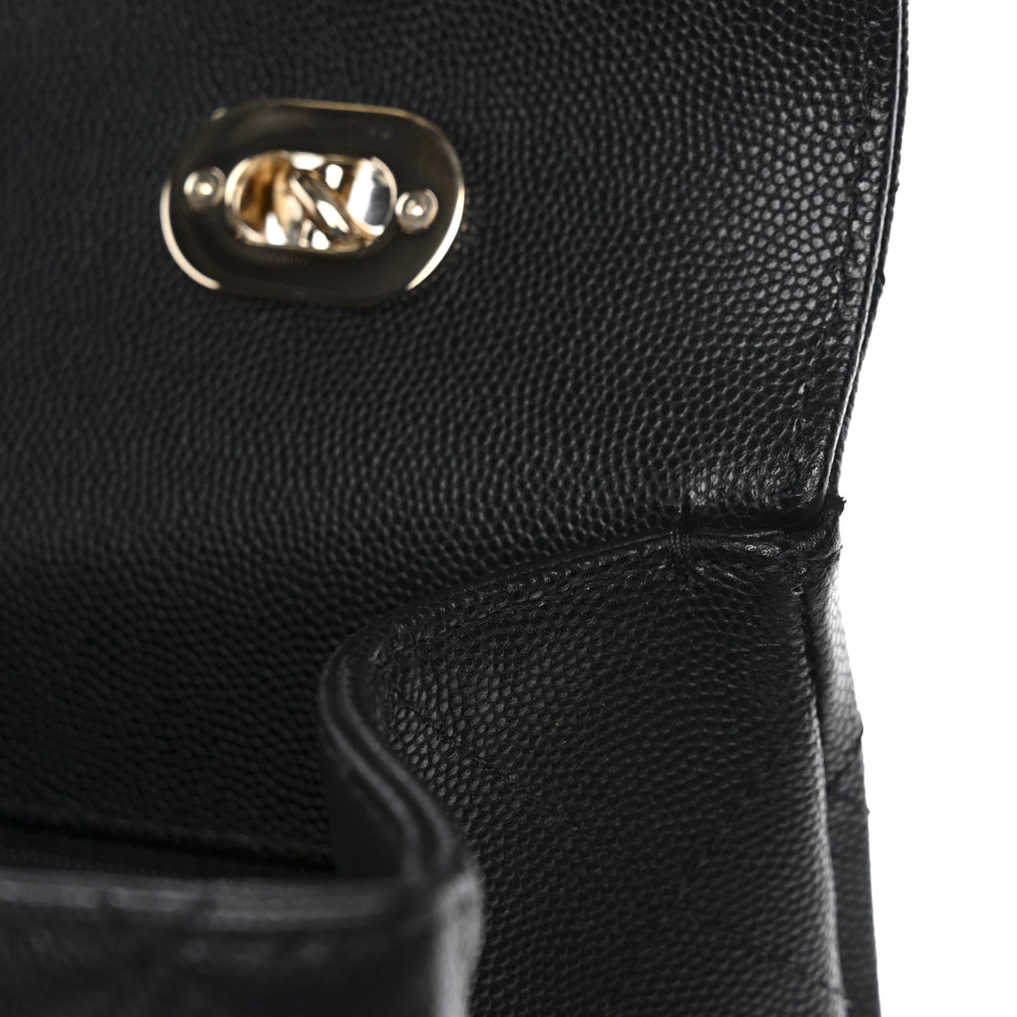 Caviar Quilted Medium Retro Twist Top Handle Flap Black