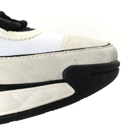 Chanel Velvet Calfskin Mixed Fibers CC Sneakers 38 White Black 10 of 10
