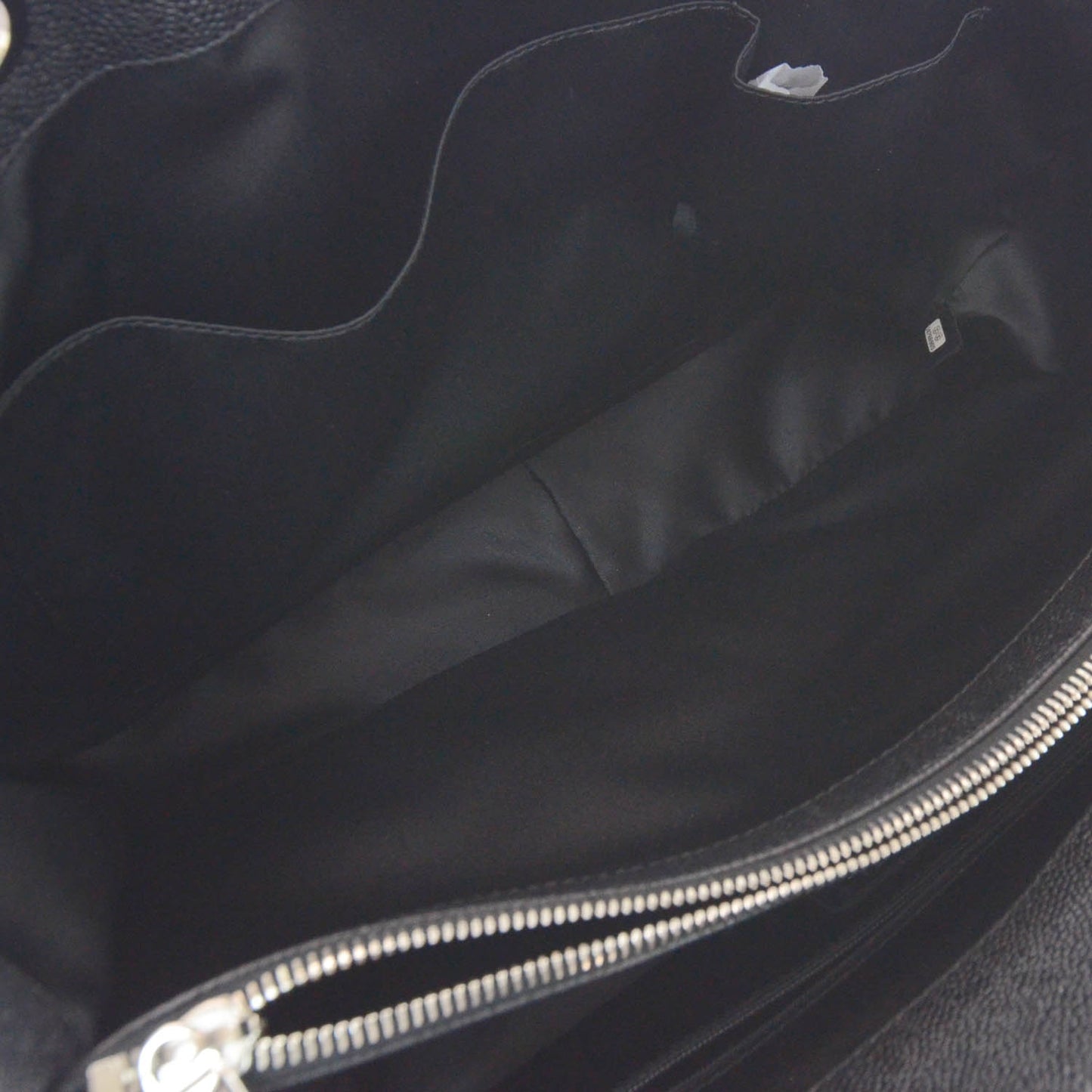 Caviar XL Grand Shopping Tote GST Black