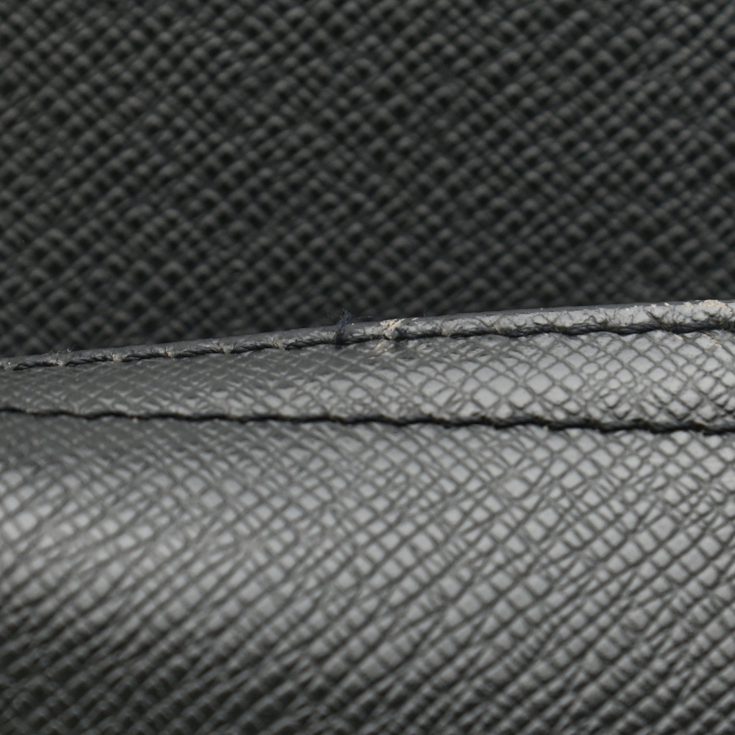 Louis Vuitton Taiga Pegase 60 Ardoise 30 of 33