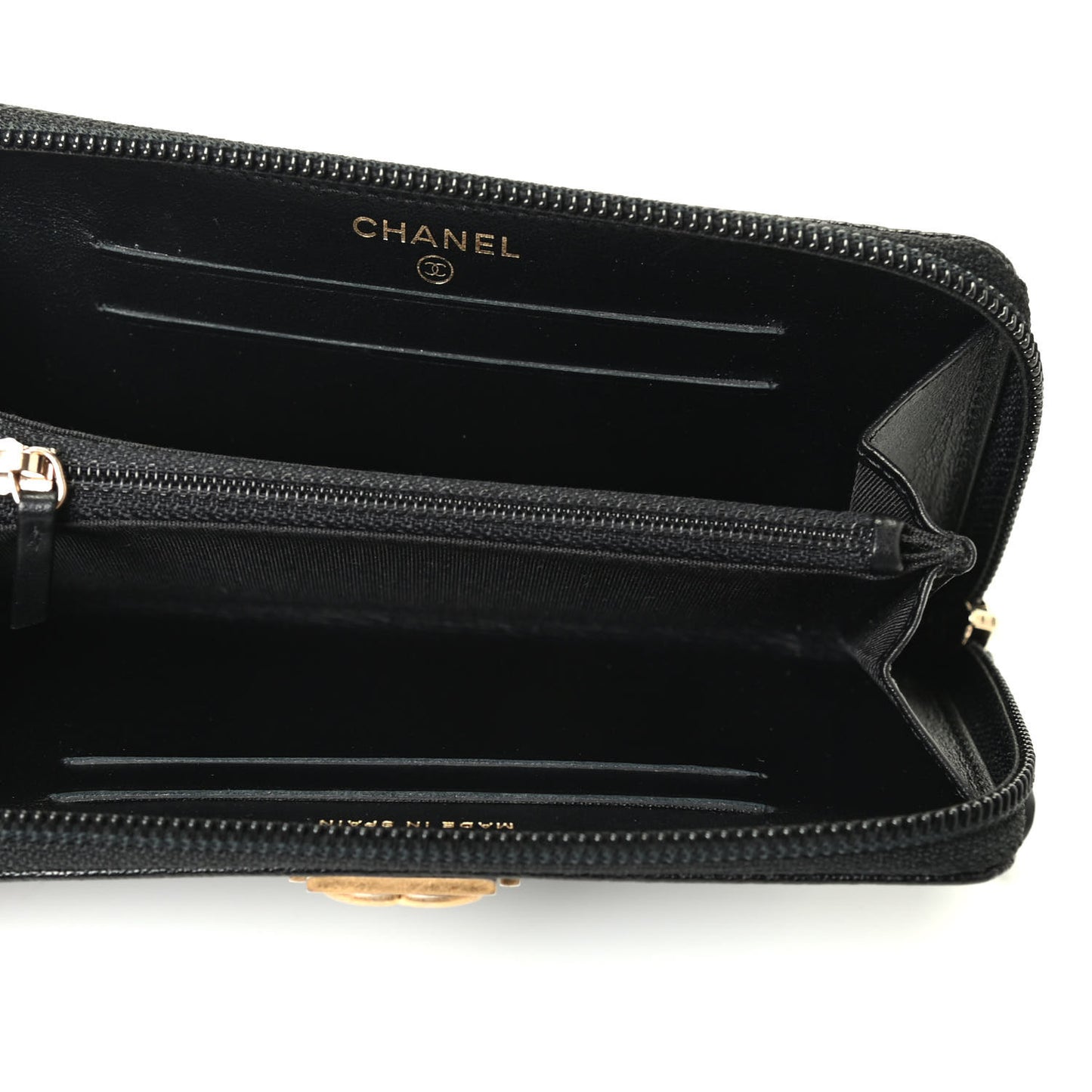 Caviar Quilted Small Boy Zip Around Wallet Black