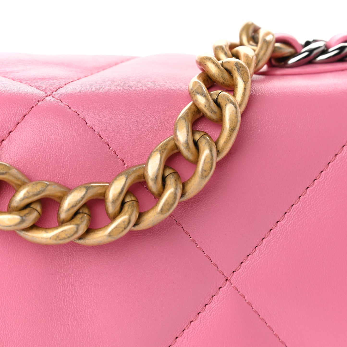 Lambskin Quilted Medium Chanel 19 Flap Pink