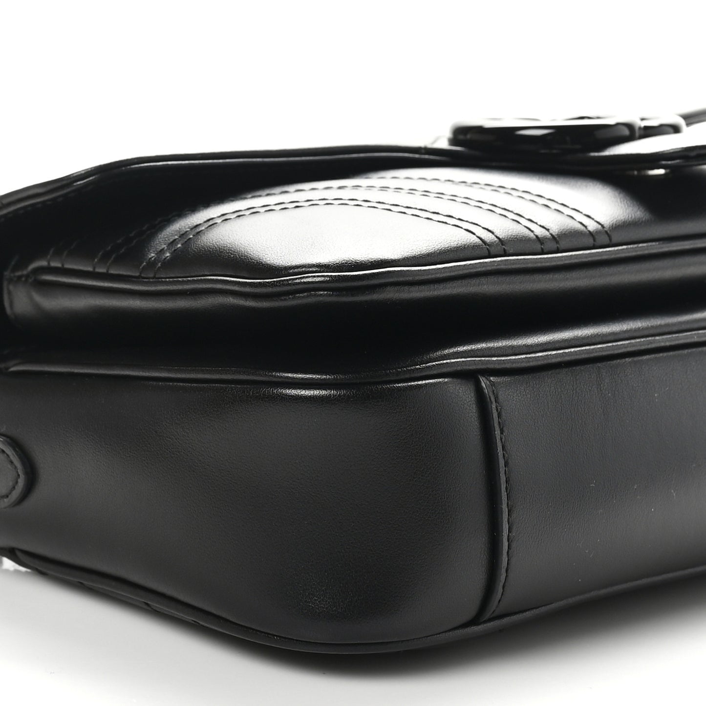 Calfskin Matelasse Monochrome GG Marmont Crossbody Shoulder Bag Black