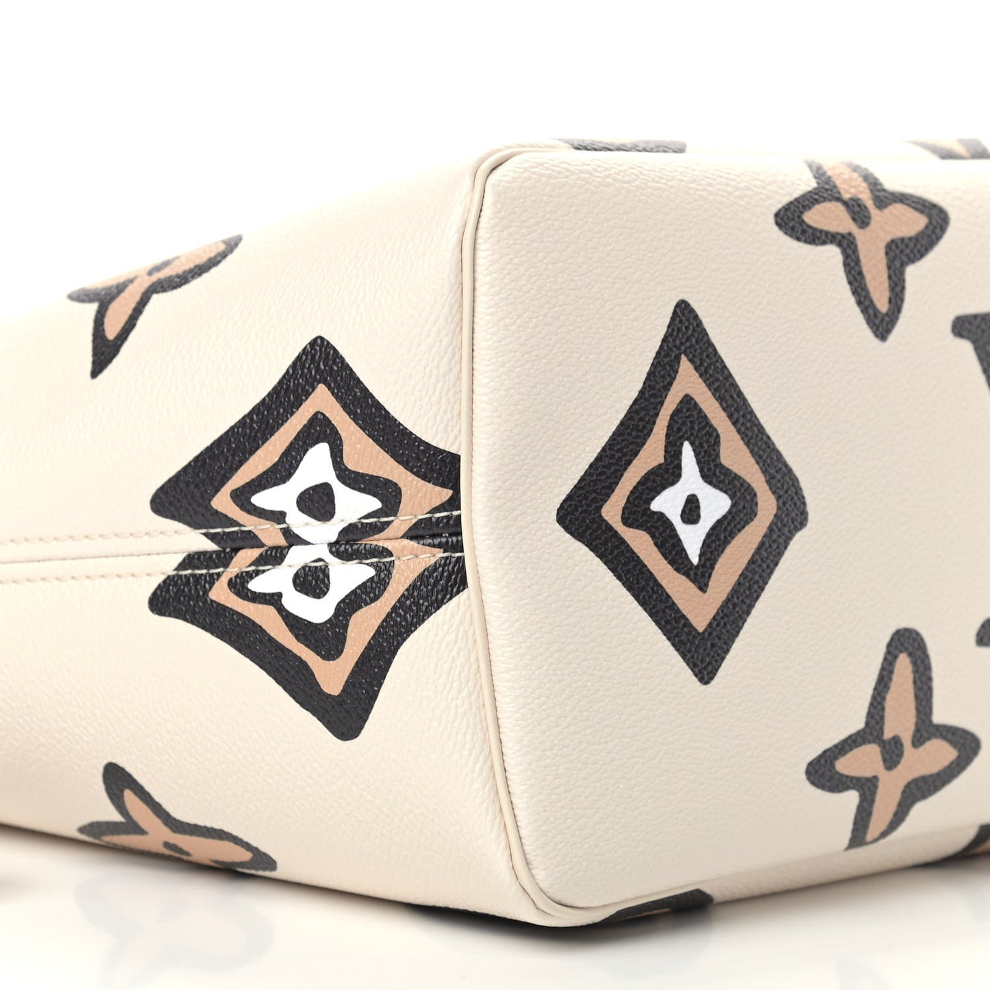 Monogram Giant Wild At Heart Neverfull MM Creme