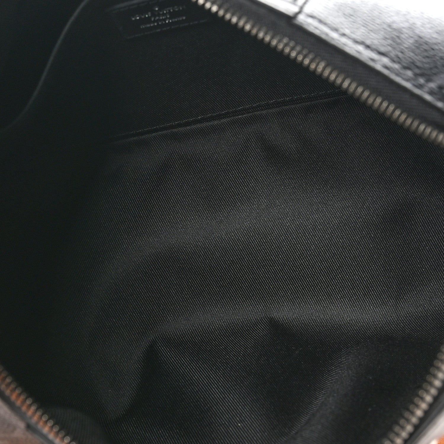 Louis Vuitton Reverse Monogram Eclipse City Keepall 7 of 9