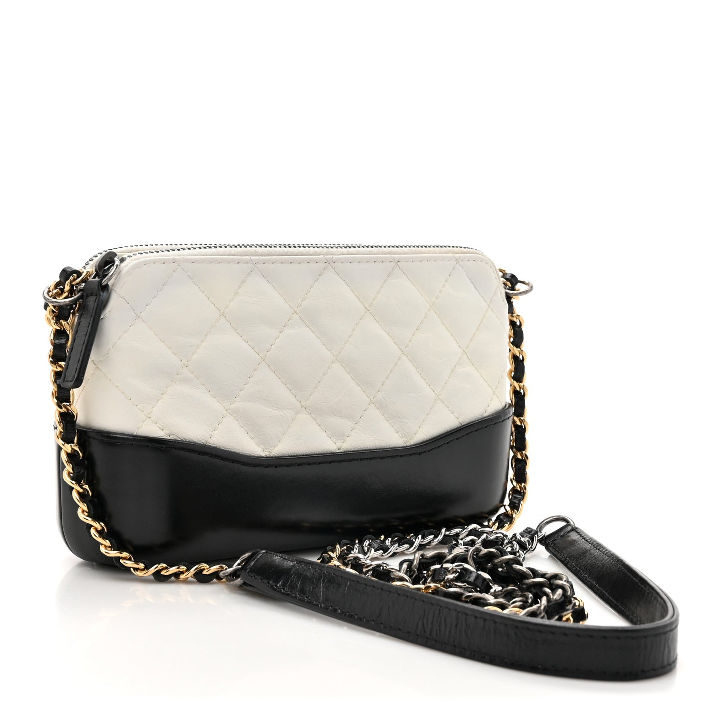 Aged Calfskin Quilted Small Gabrielle Clutch With Chain White Black