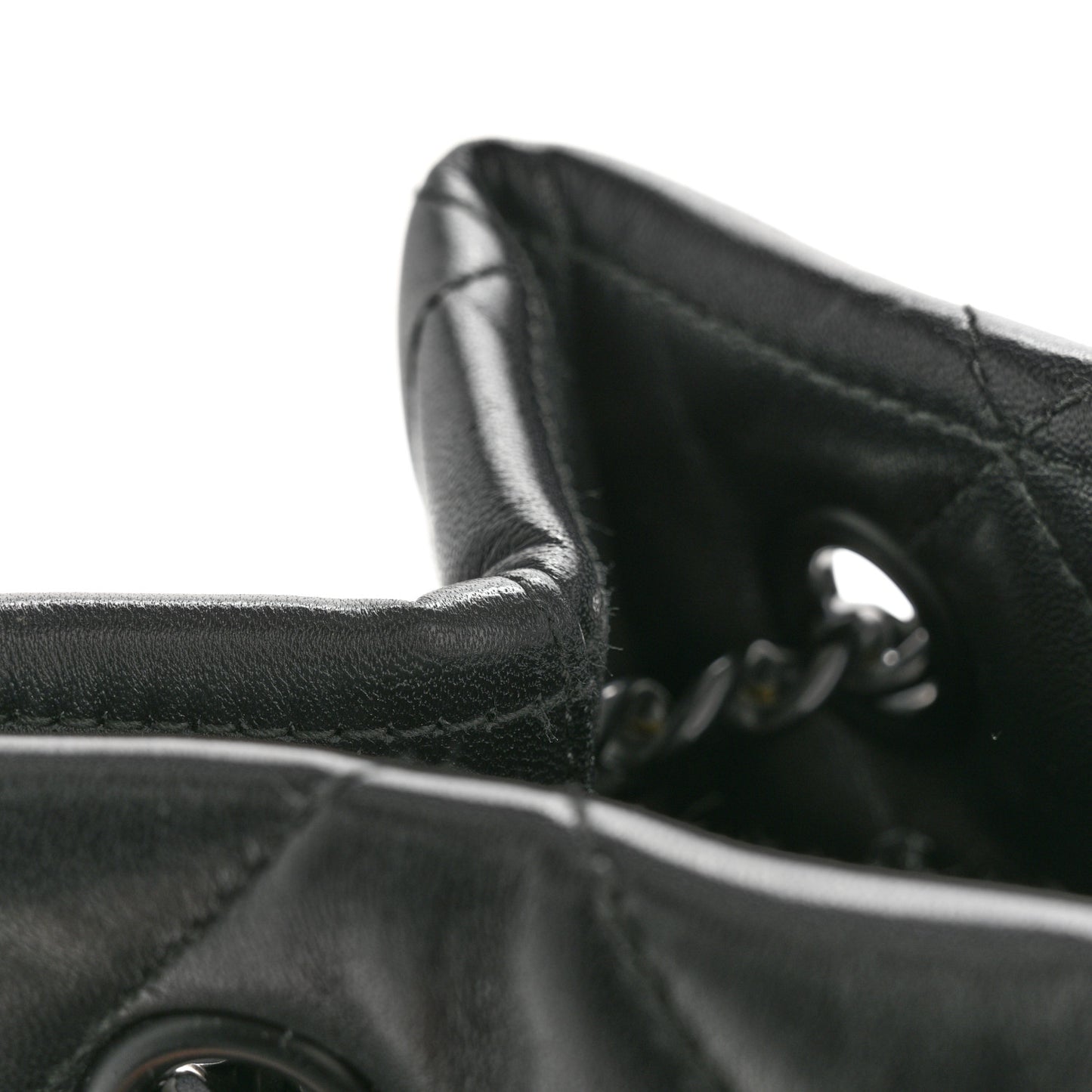 Nappa Quilted Monochrome Chain Tote Bag Black