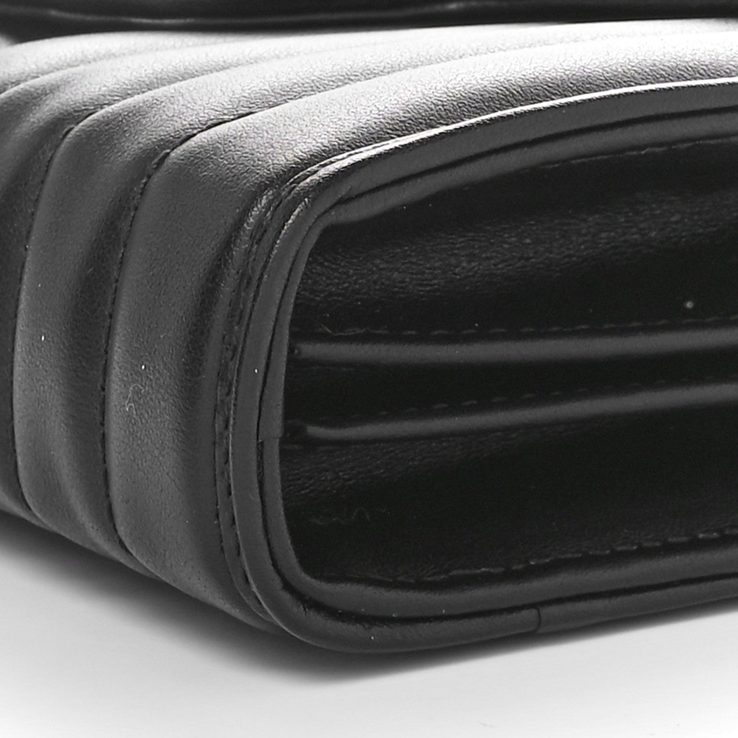 Gucci Calfskin Matelasse Aria GG Marmont Chain Wallet Black 10 of 11