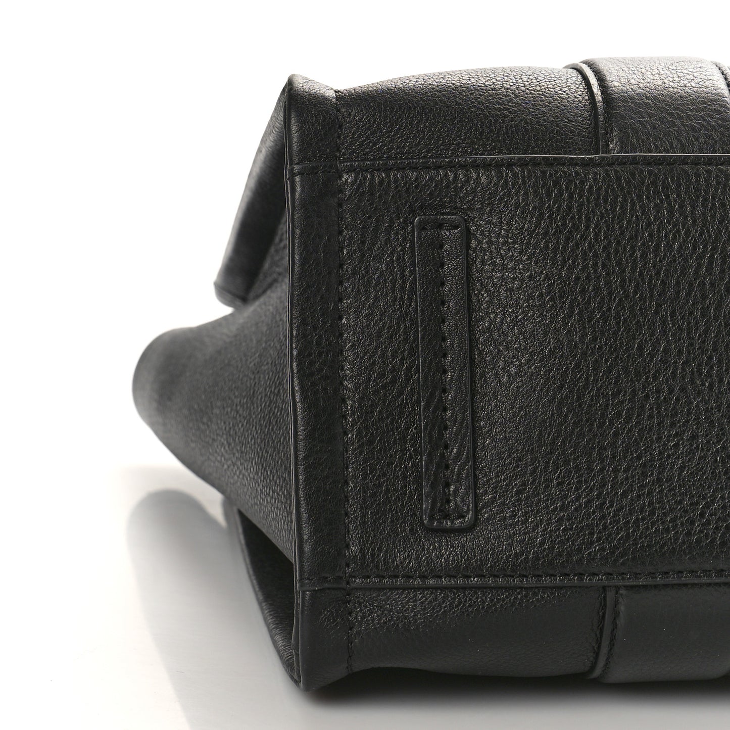 Grained Calfskin Large The Tote Bag Black