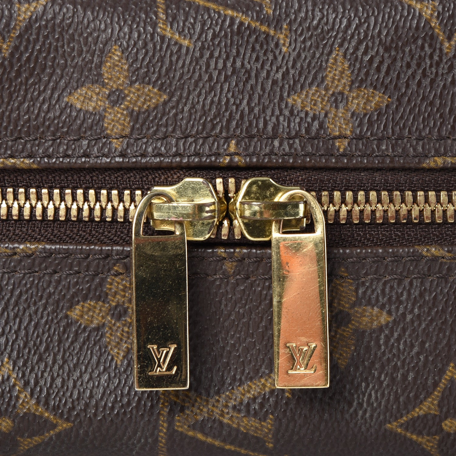 Louis Vuitton Monogram Cite MM 10 of 12