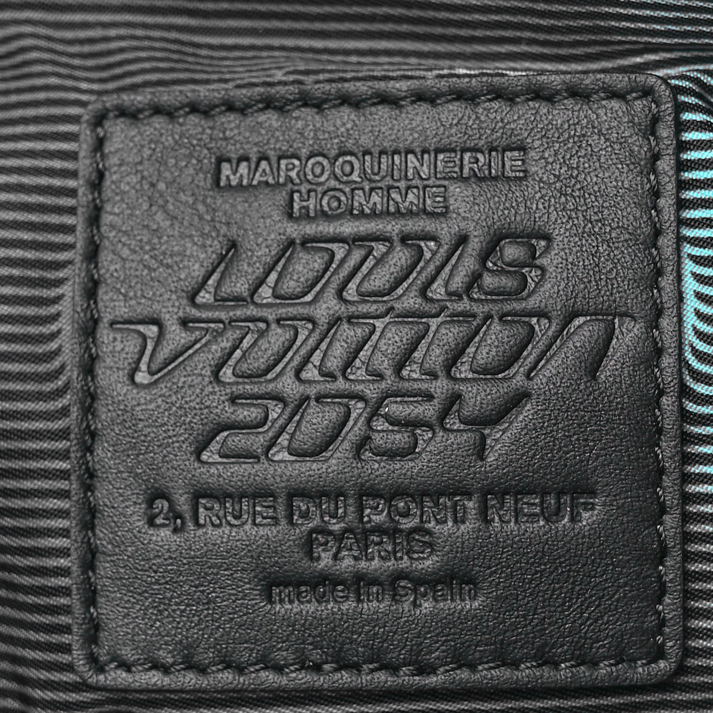 Lambskin Puffer A4 Pouch Black