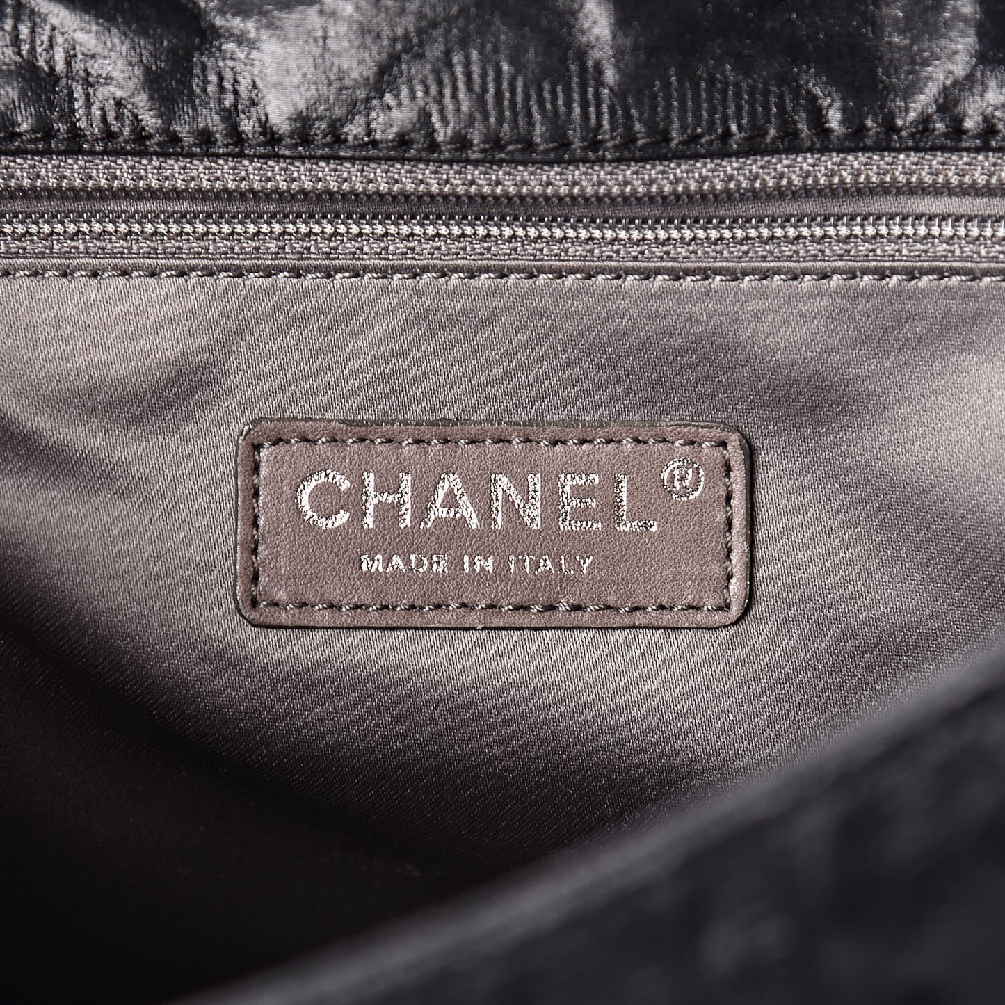 Crinkled Coated Canvas Quilted Flap Black