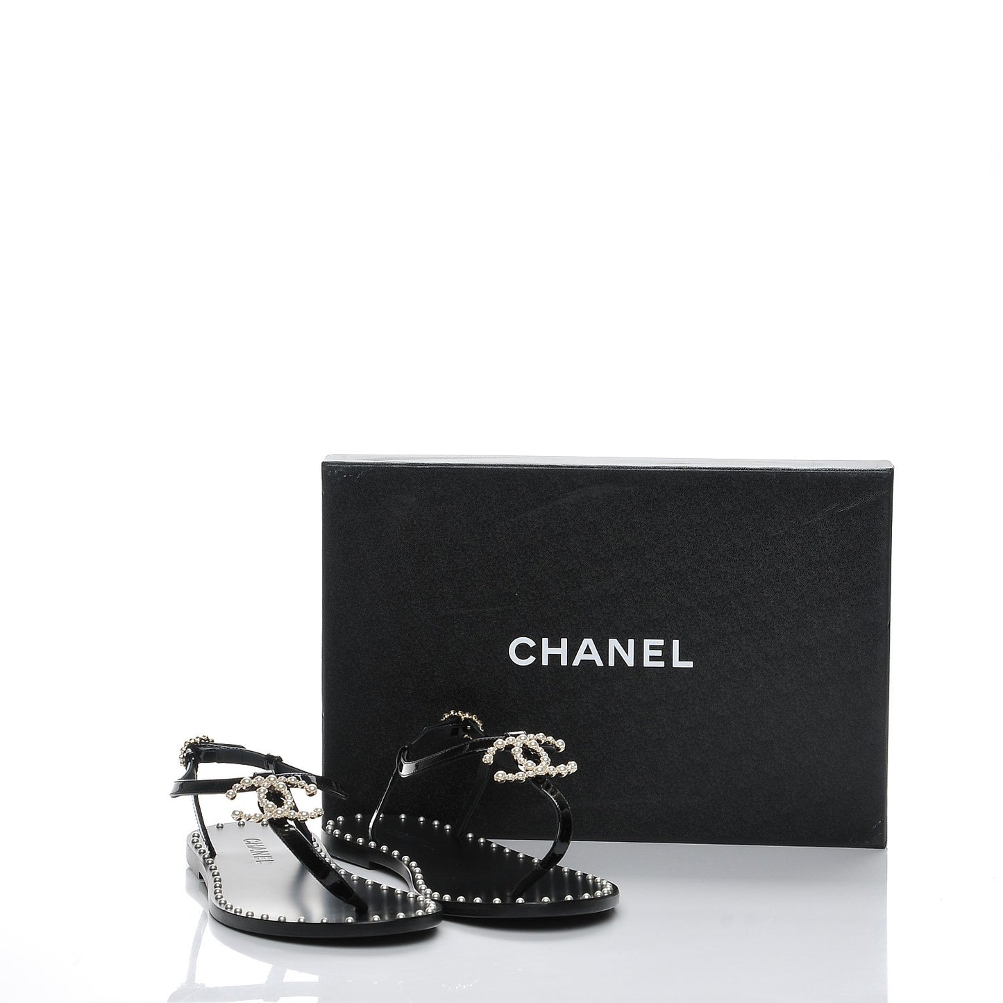 Patent Pearl CC Thong Sandals 39 Black
