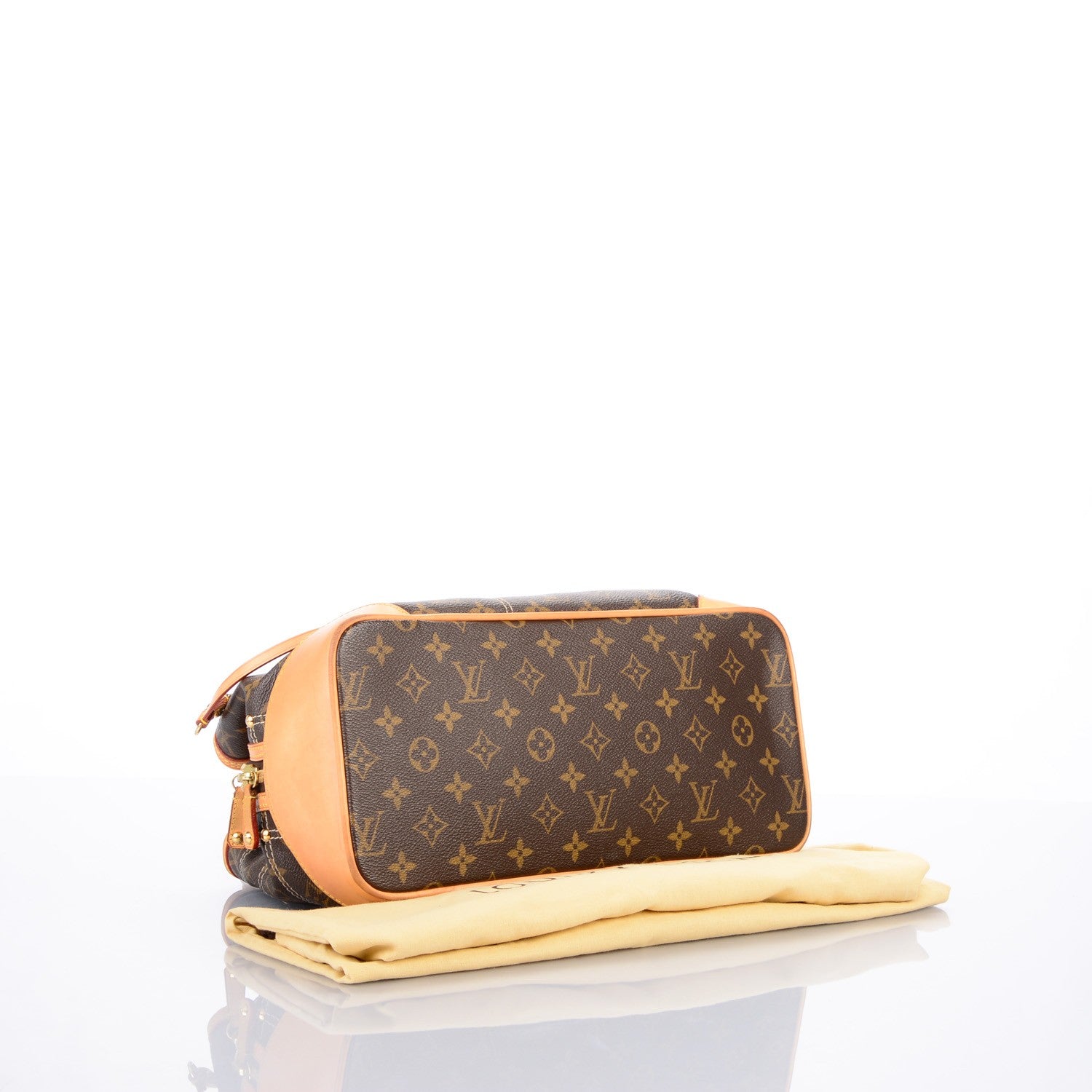 Louis Vuitton Monogram Riveting 4 of 10