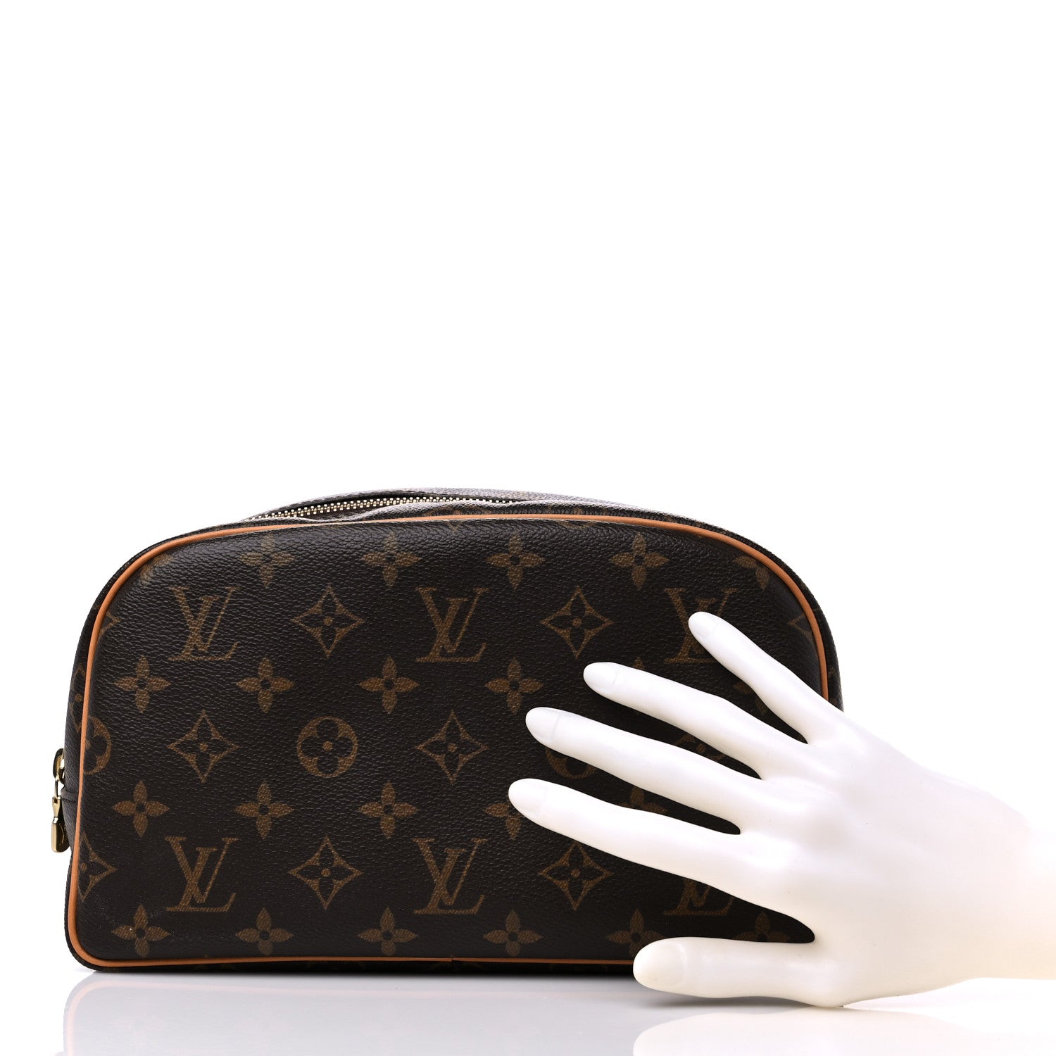 Louis Vuitton Monogram Toiletry Bag 25 2 of 11