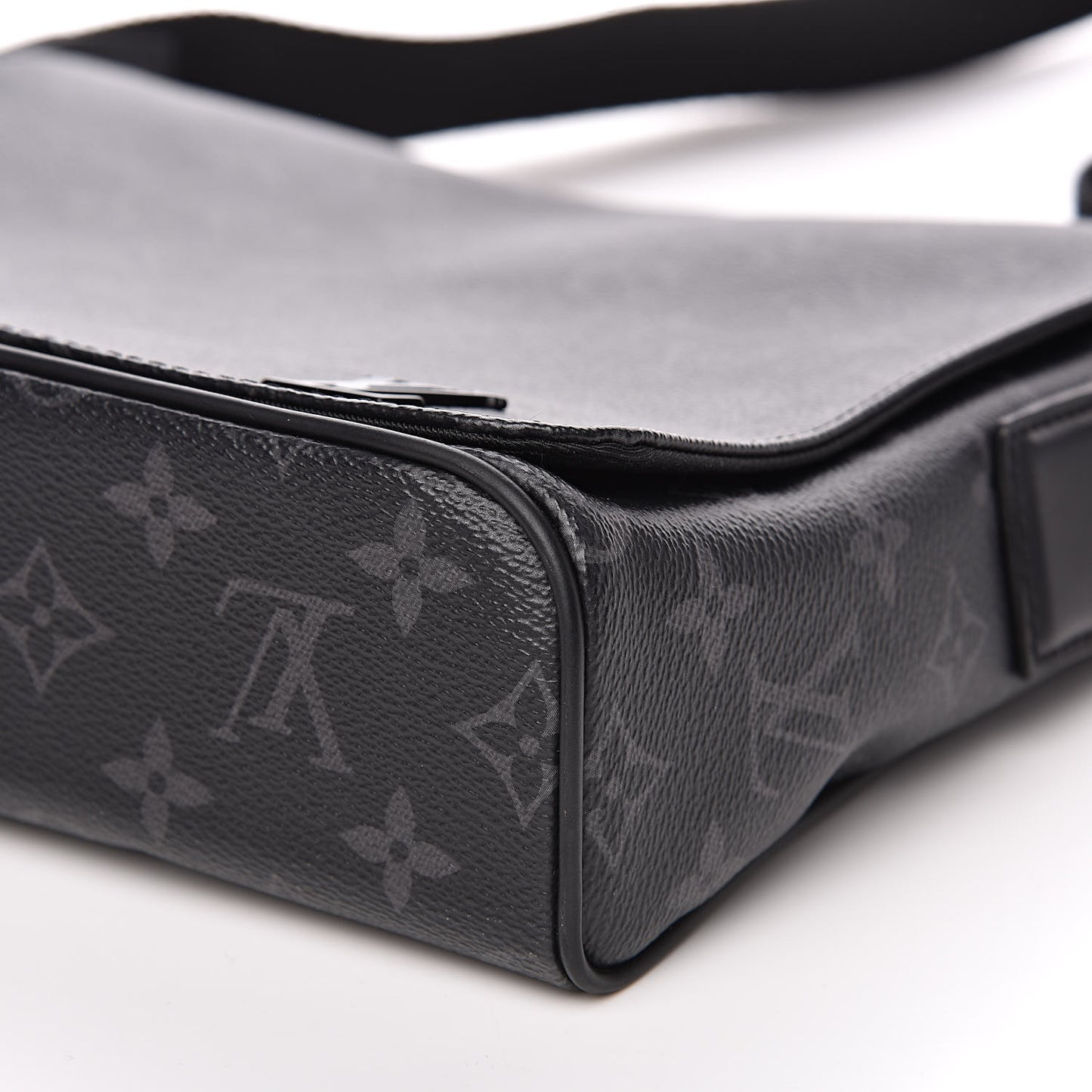 Monogram Eclipse District PM Black
