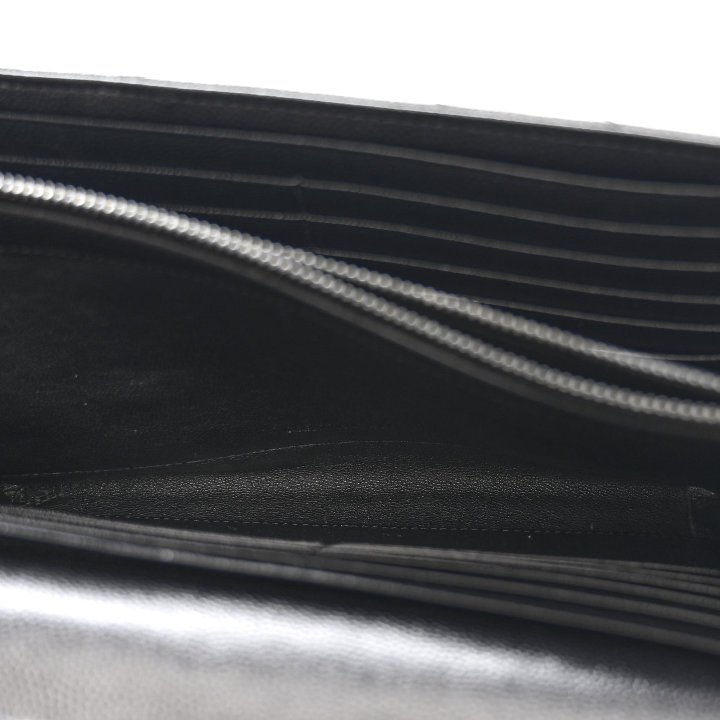 Grain De Poudre Matelasse Chevron Monogram Monochrome Chain Wallet Black