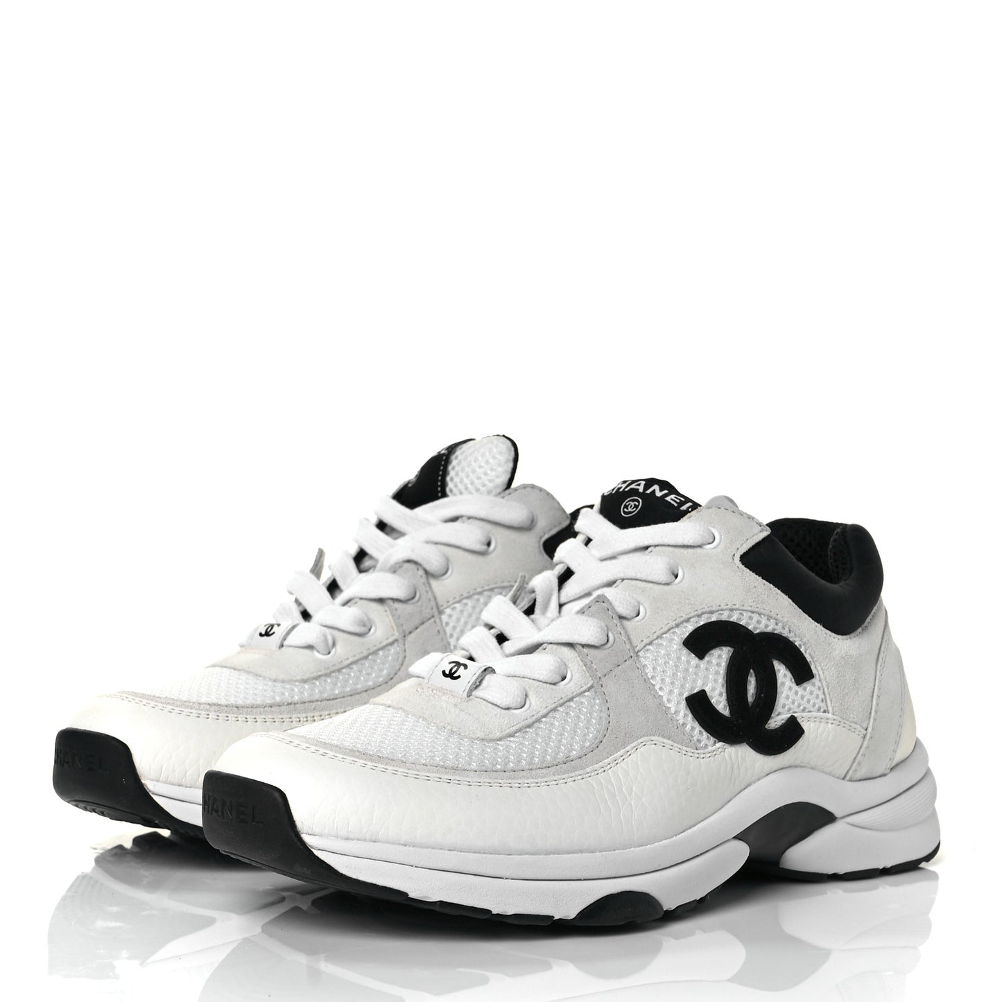 Mesh Suede Calfskin Grained Calfskin Womens CC Sneakers 39 White Black
