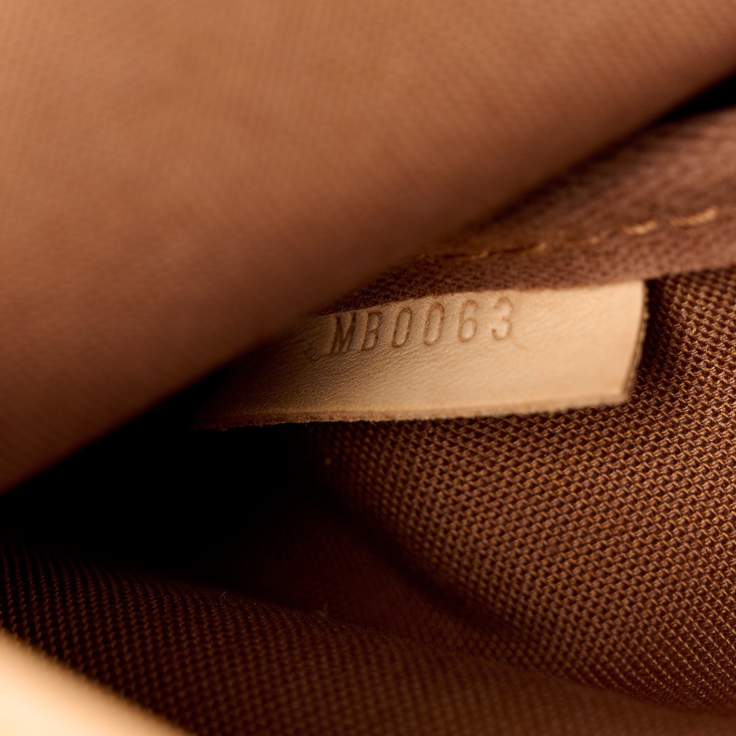 Louis Vuitton Monogram Saumur 30 8 of 12