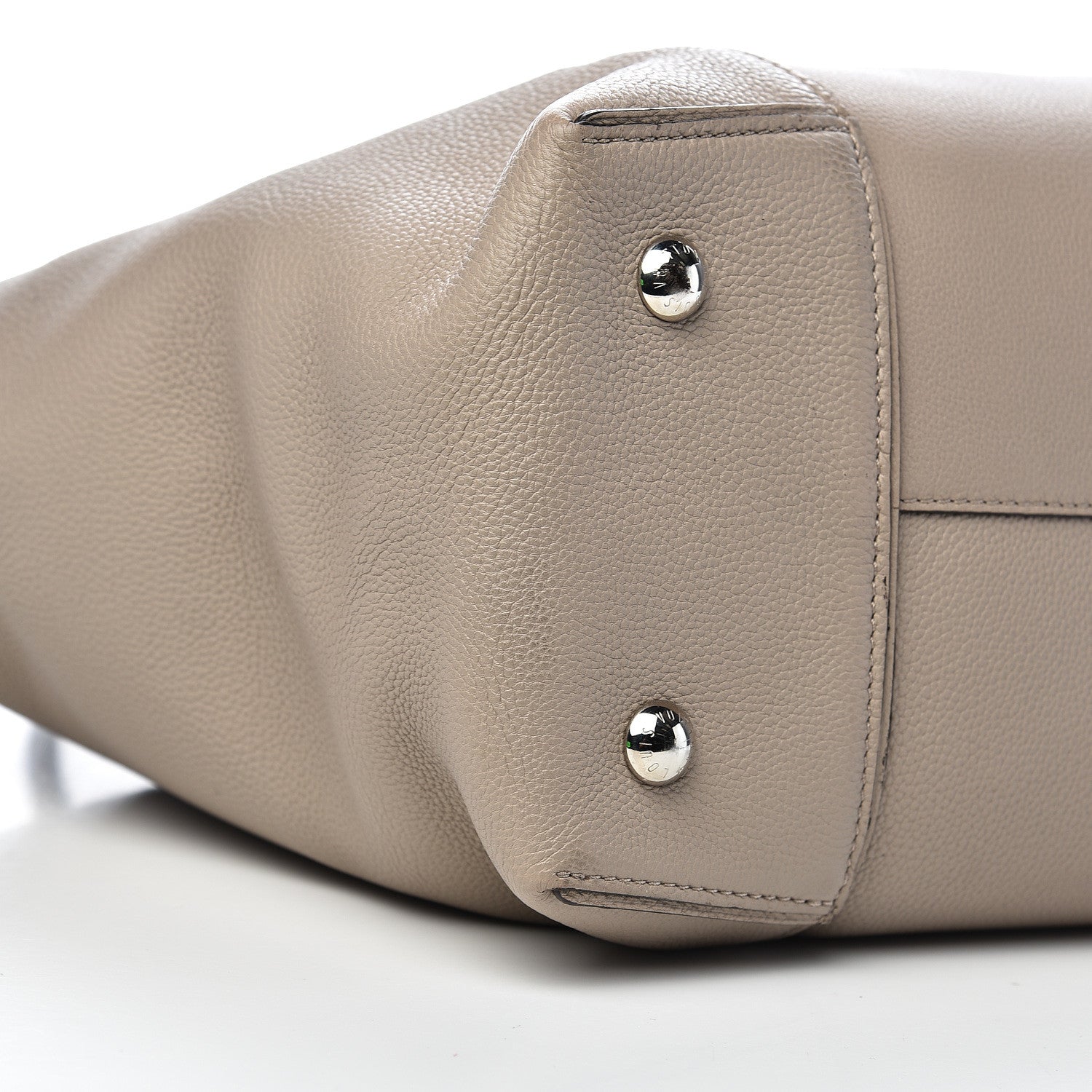 Louis Vuitton Veau Cachemire Soft Lockit MM Galet 22 of 24