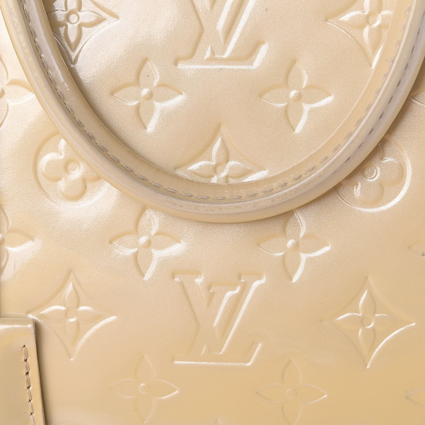 Vernis Alma PM Blanc Corail