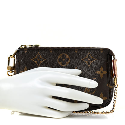 Louis Vuitton Monogram Mini Pochette Accessories 3 of 12