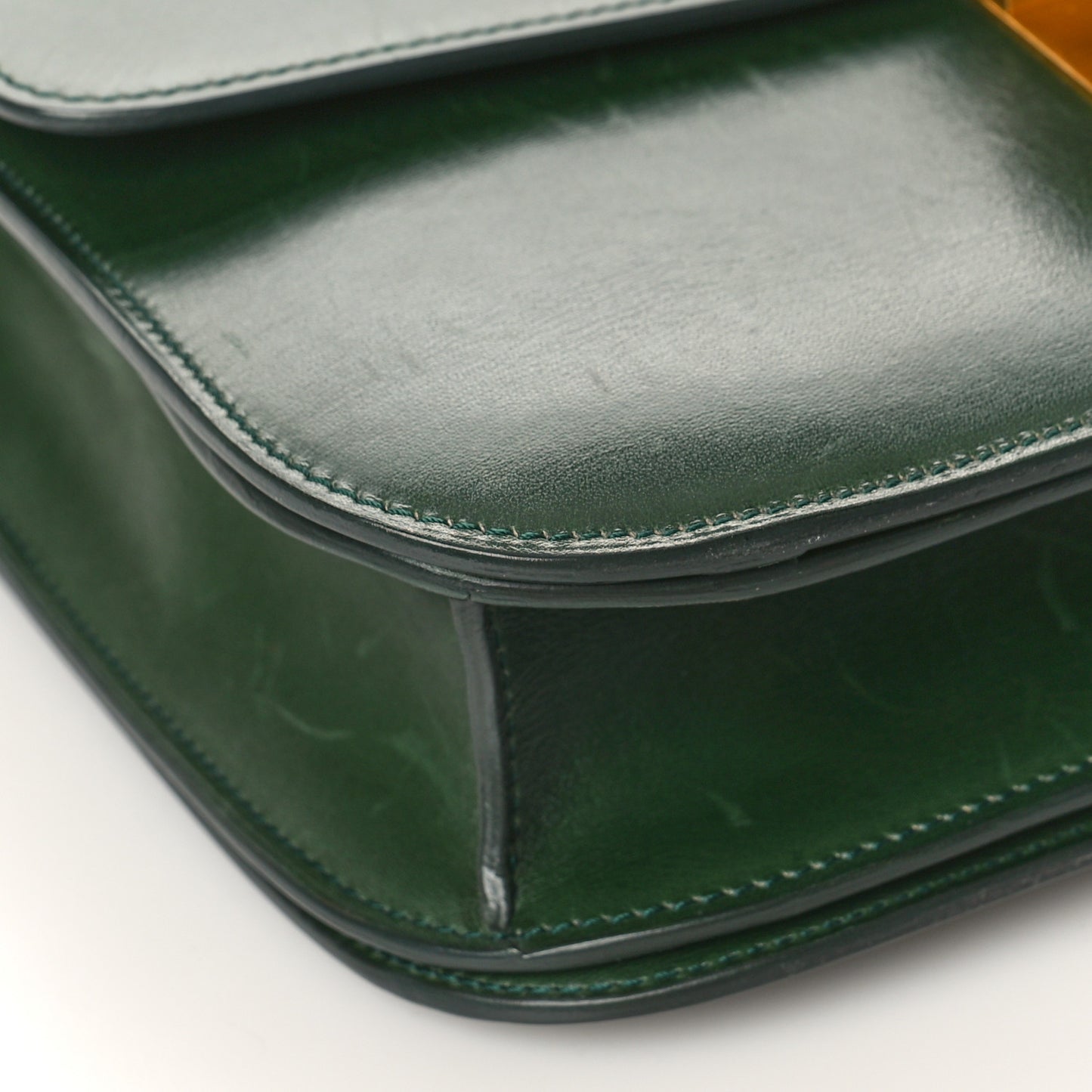 Box Calfskin Classic Box Medium Flap Bag Forest