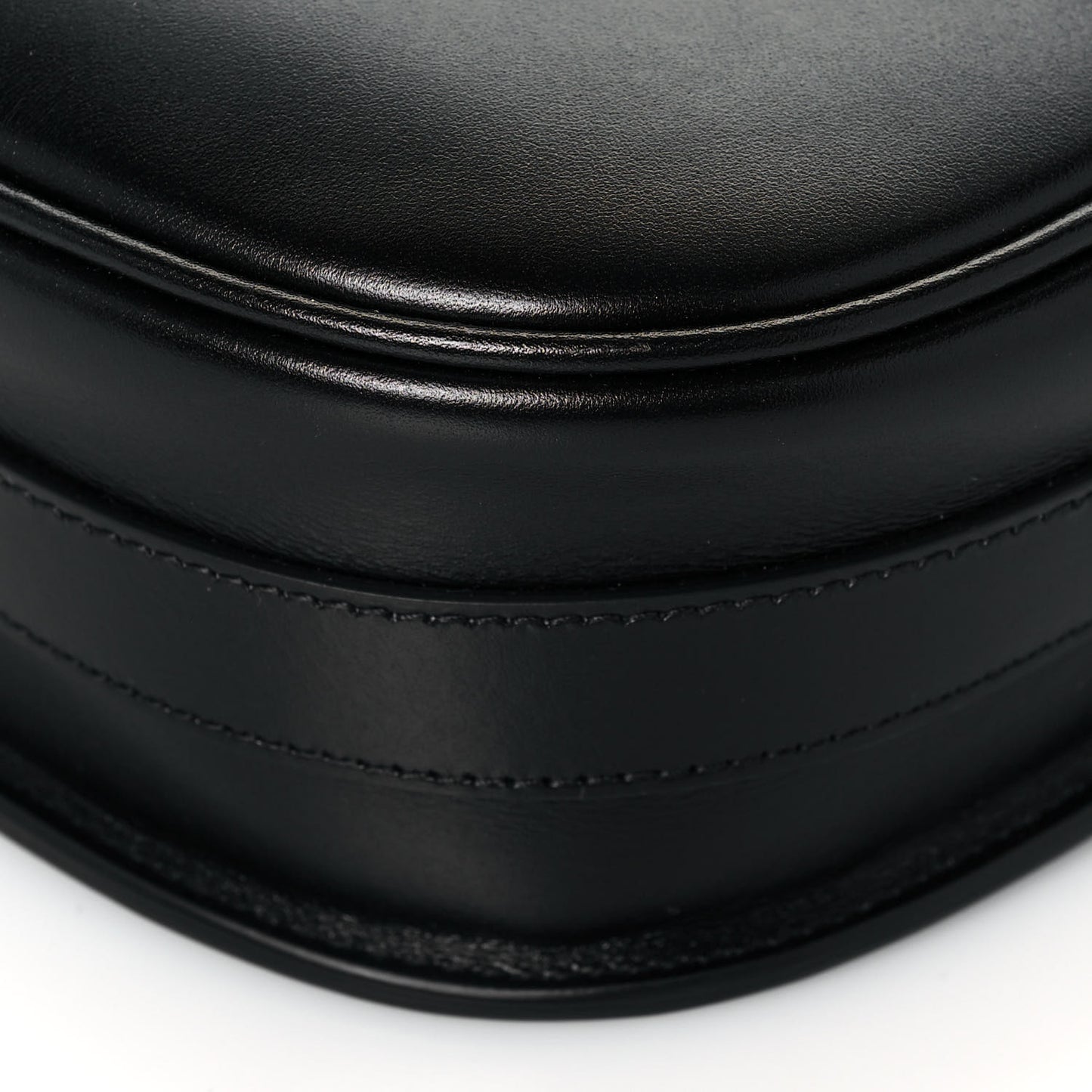 Box Calfskin Medium Bobby Flap Black