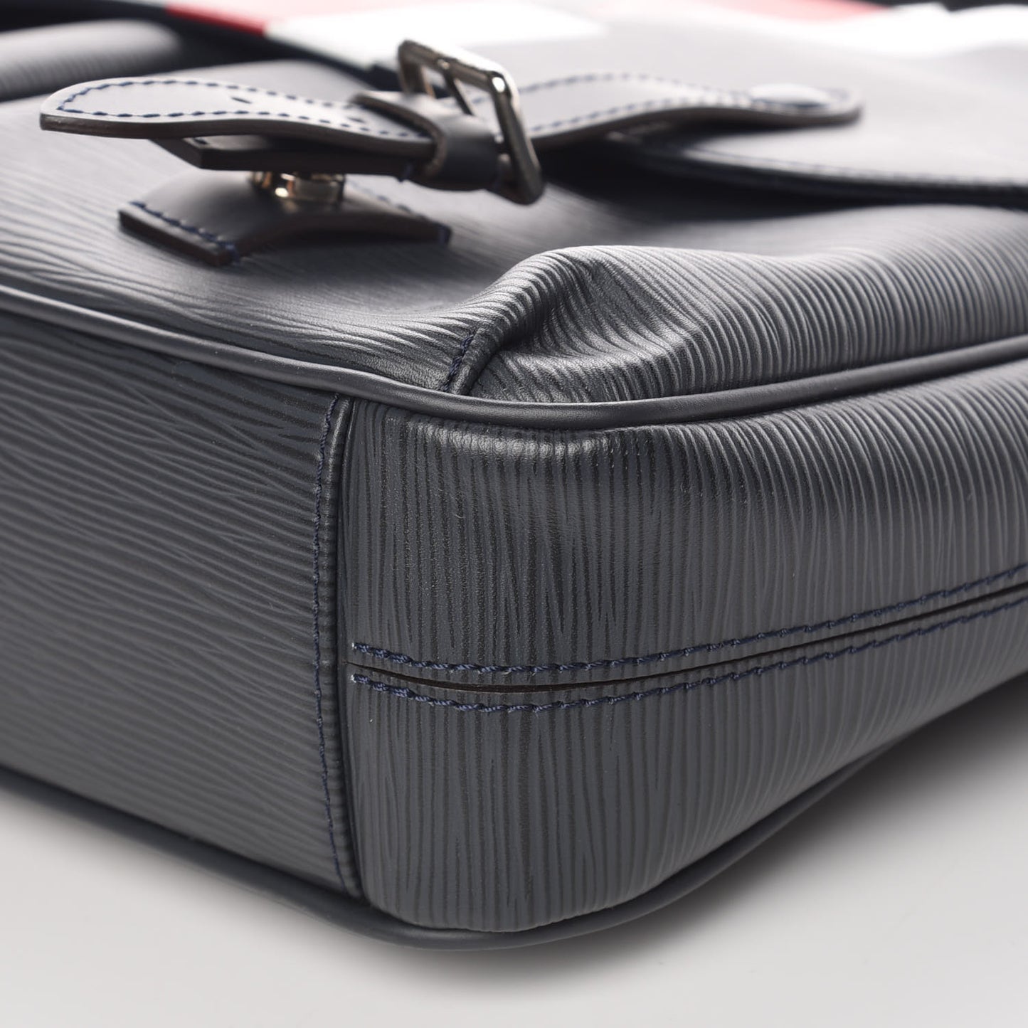 Epi Christopher Messenger Navy Stripes