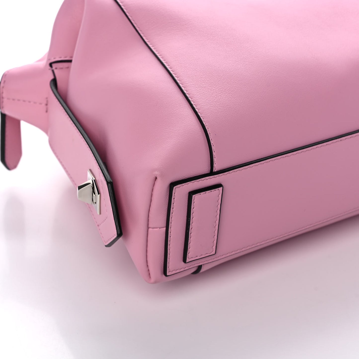 Soft Calfskin Small Antigona Baby Pink