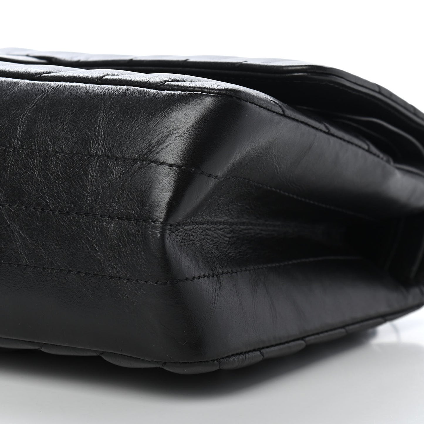 Aged Calfskin Chevron Quilted 2.55 Reissue 225 Flap So Black