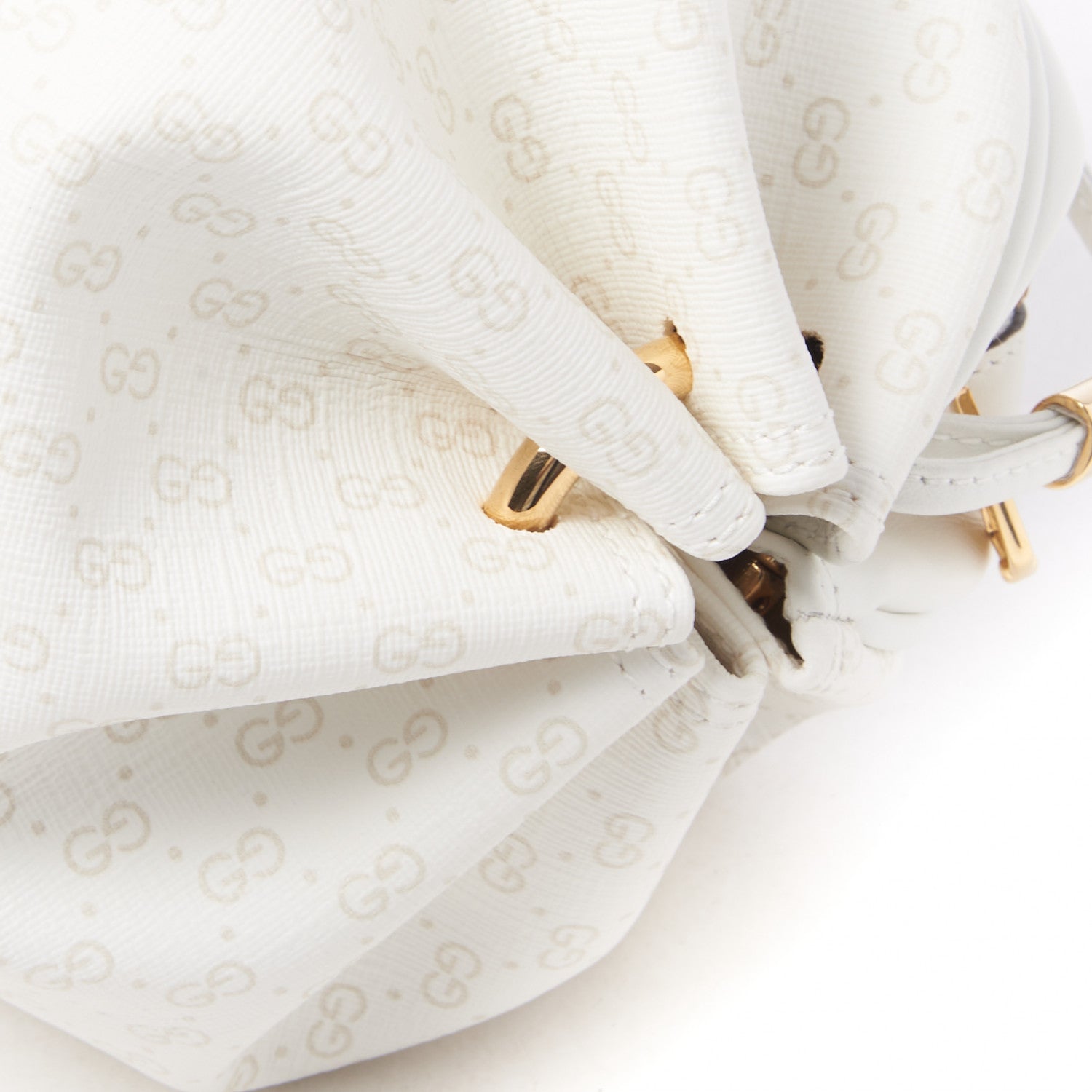 Gucci Mini Vintage GG Supreme Monogram GG New Candy Crossbody Great White 4 of 9