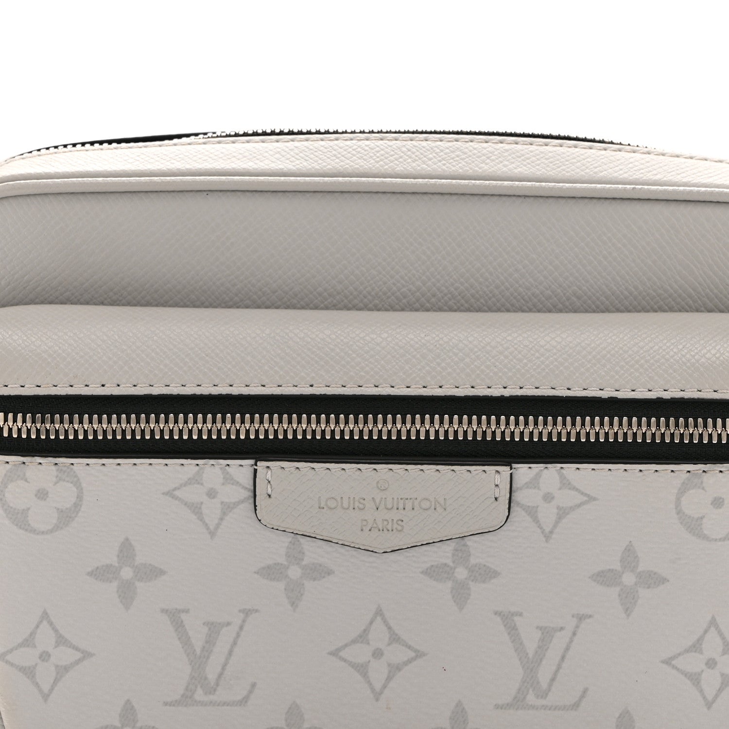 Louis Vuitton Taiga Monogram Outdoor Bumbag White 8 of 10