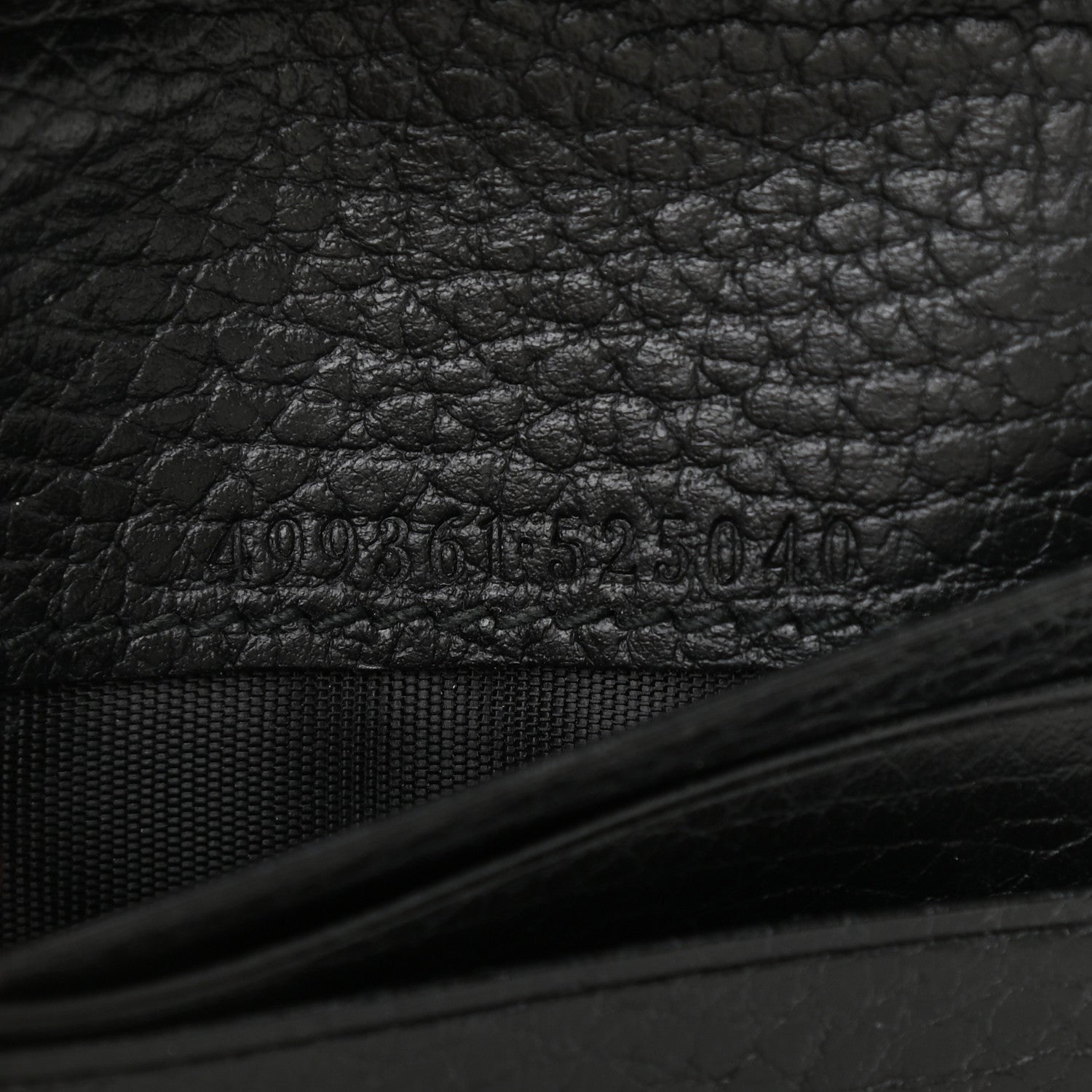 Gucci Pebbled Calfskin Butterfly Card Case Black 7 of 7