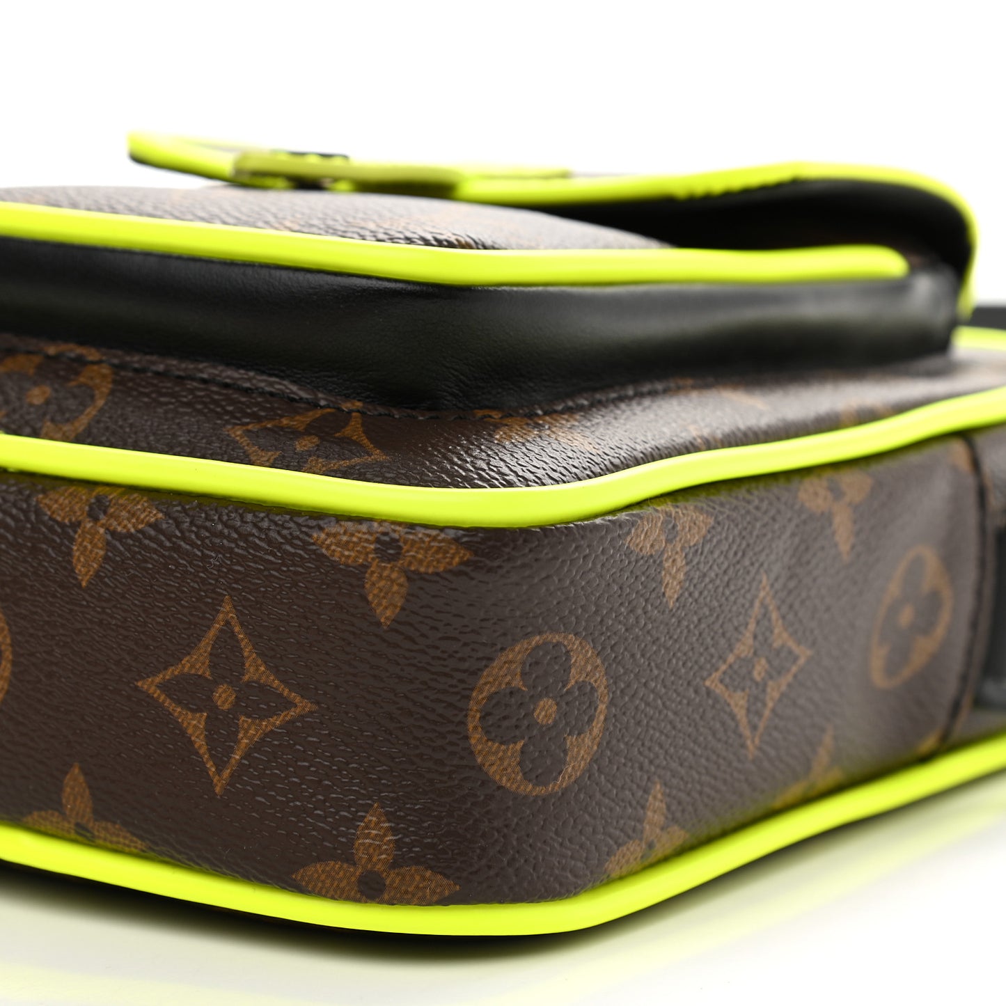 Monogram Macassar Christopher Wearable Wallet Fluorescent Yellow