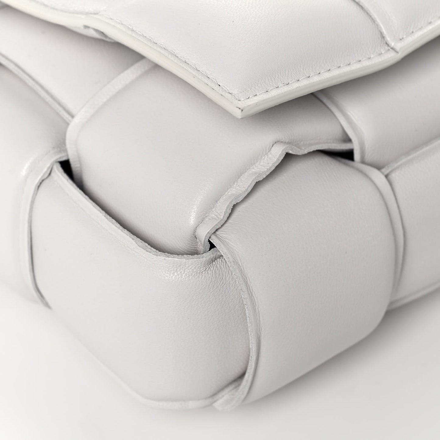 Lambskin Maxi Intreccio Padded Chain Cassette Crossbody Bag White